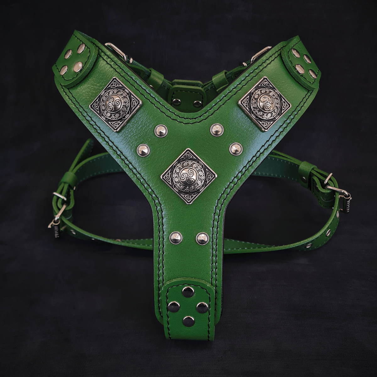 Bestia Eros Green Leather Dog Harness