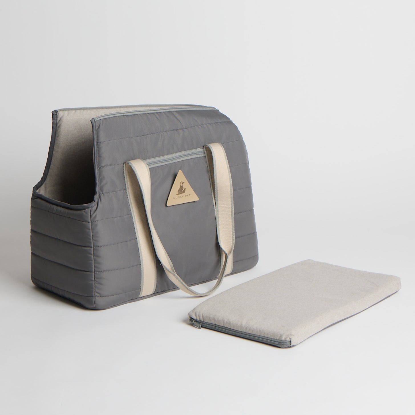 Nooee Pet Finn Carrier – Lightweight Quilted Dog Carrier with Easy-Care Cushion