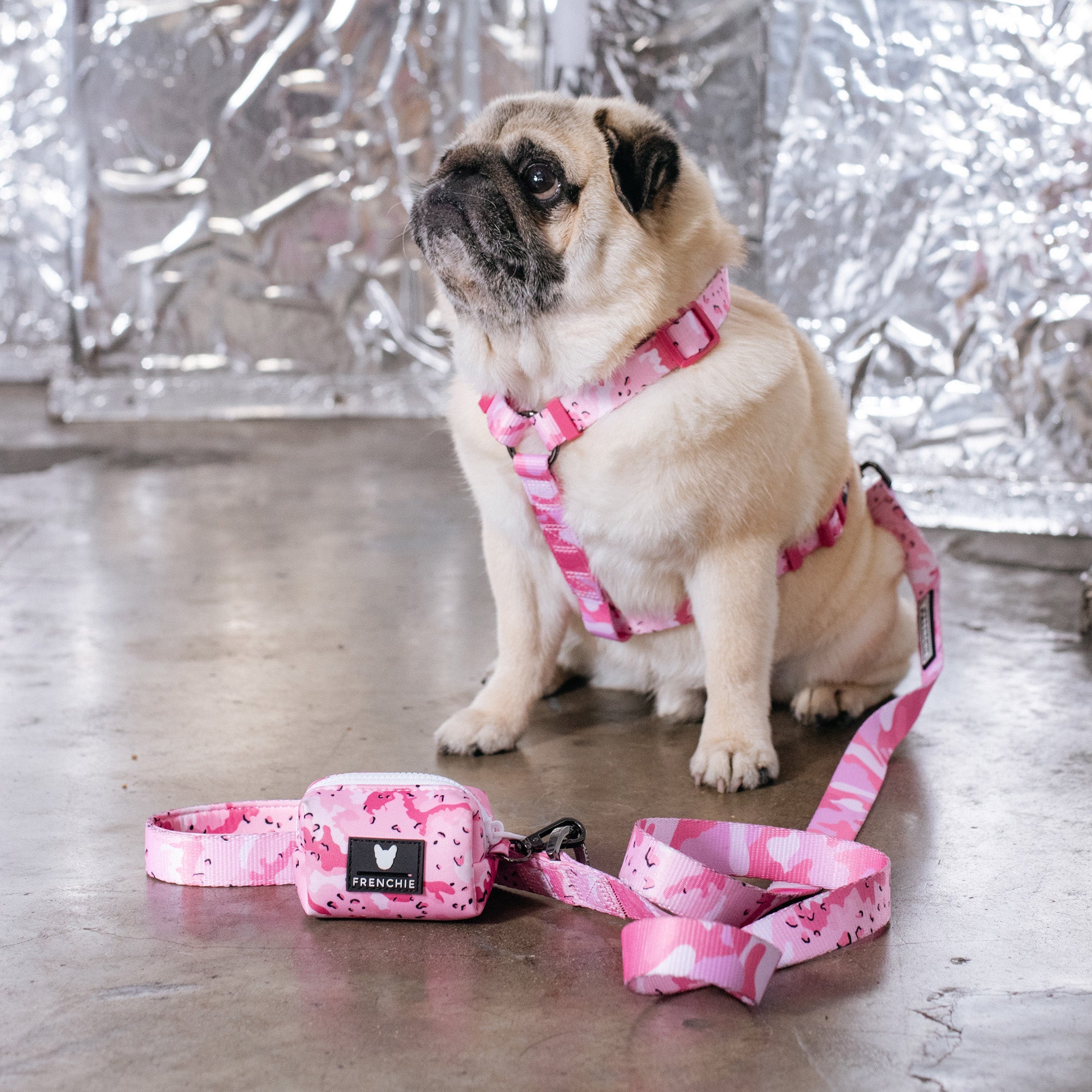 Frenchie Poo Bag Holder - Desert Camo (Pink)