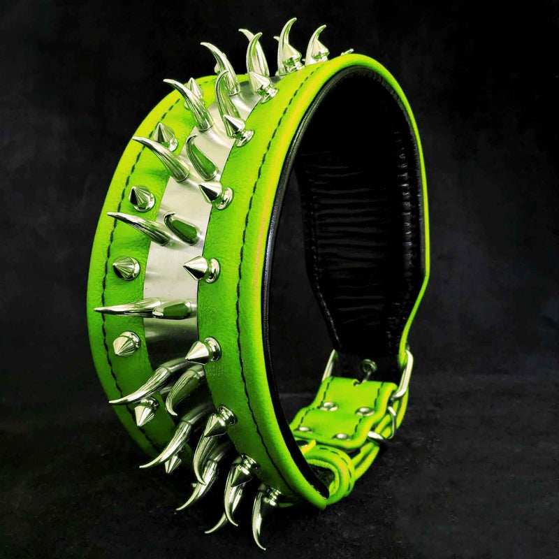Bestia Predator In Green Leather Dog Collar