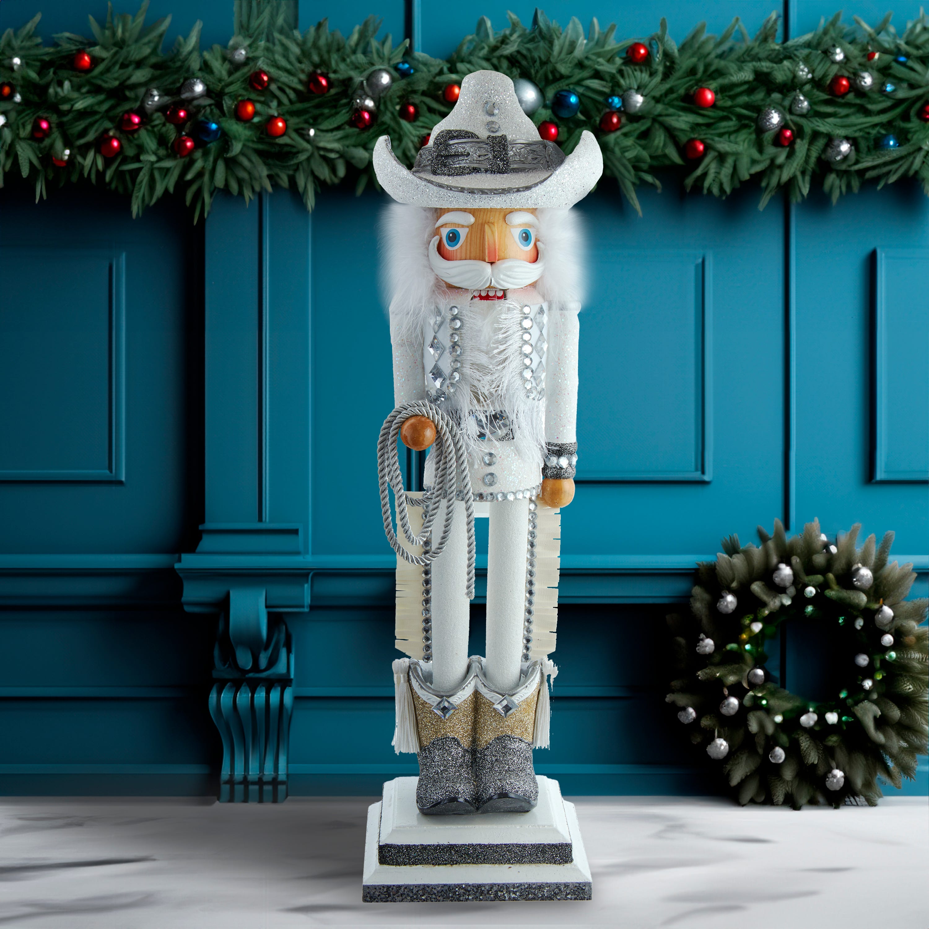 Kurt Adler 19-Inch Hollywood Rhinestone Cowboy Nutcracker