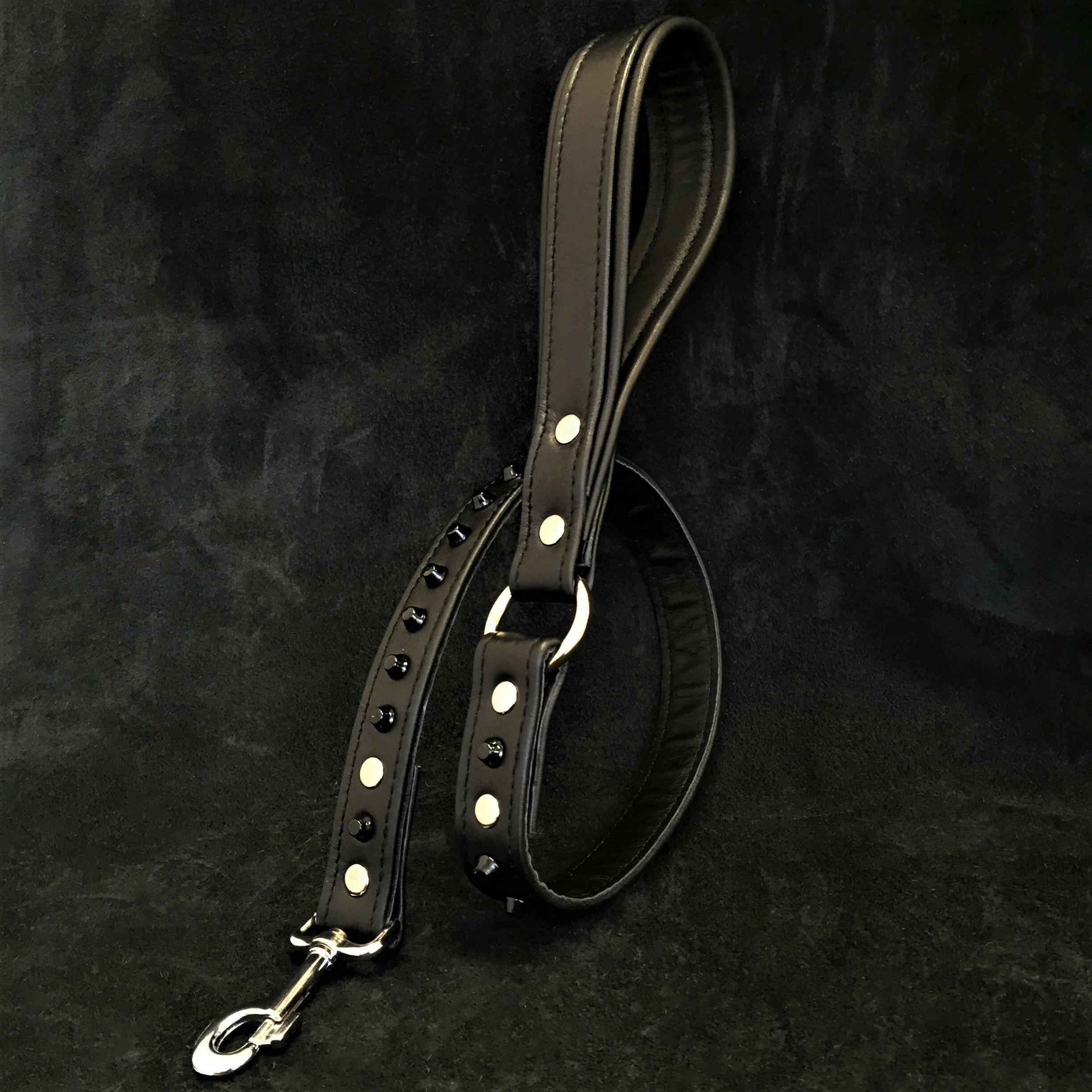 Bestia Black Studded Leather Dog Leash