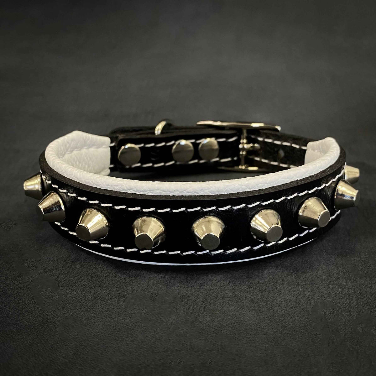 Bestia Rock Leather Dog Collar