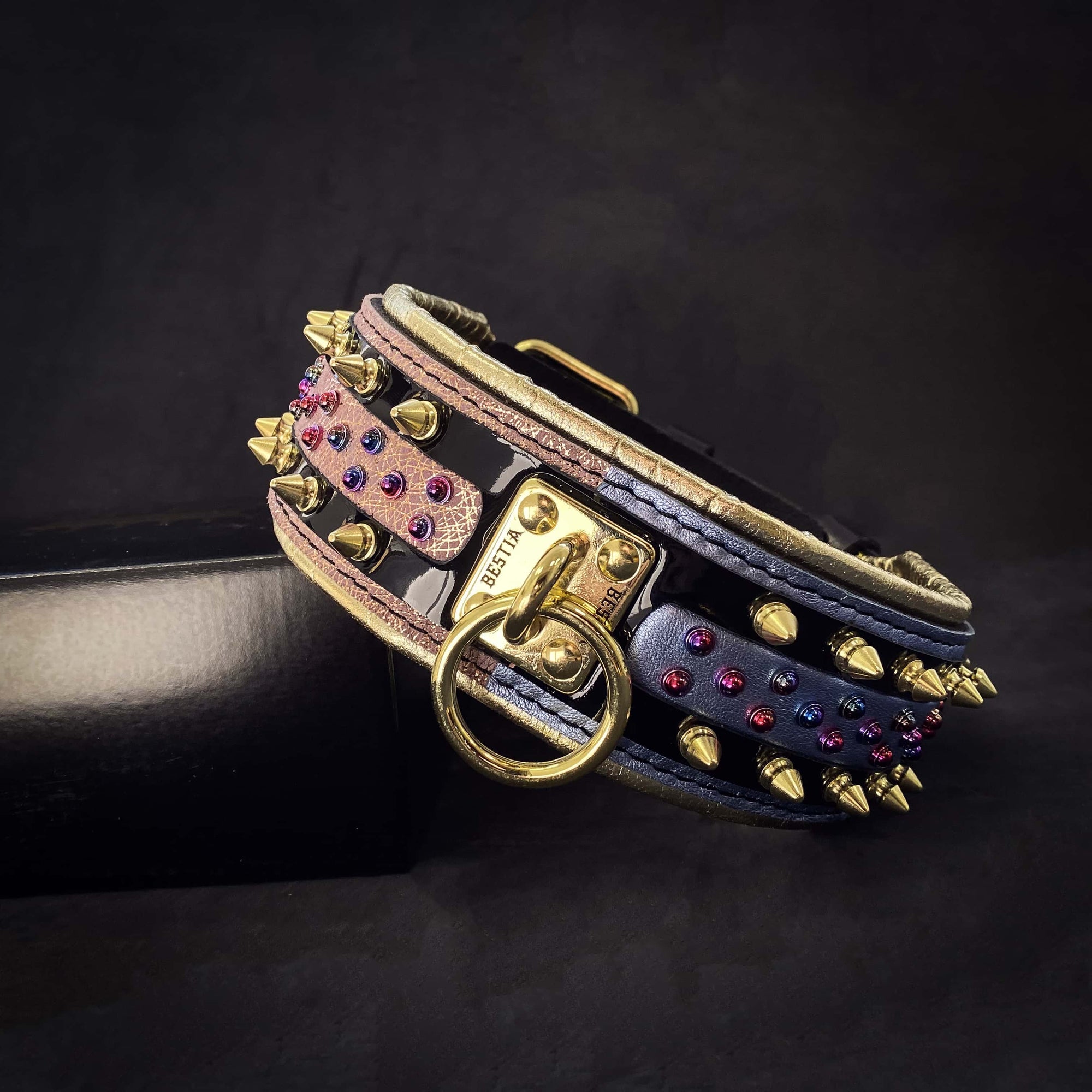 Bestia Candy Black Leather Dog Collar