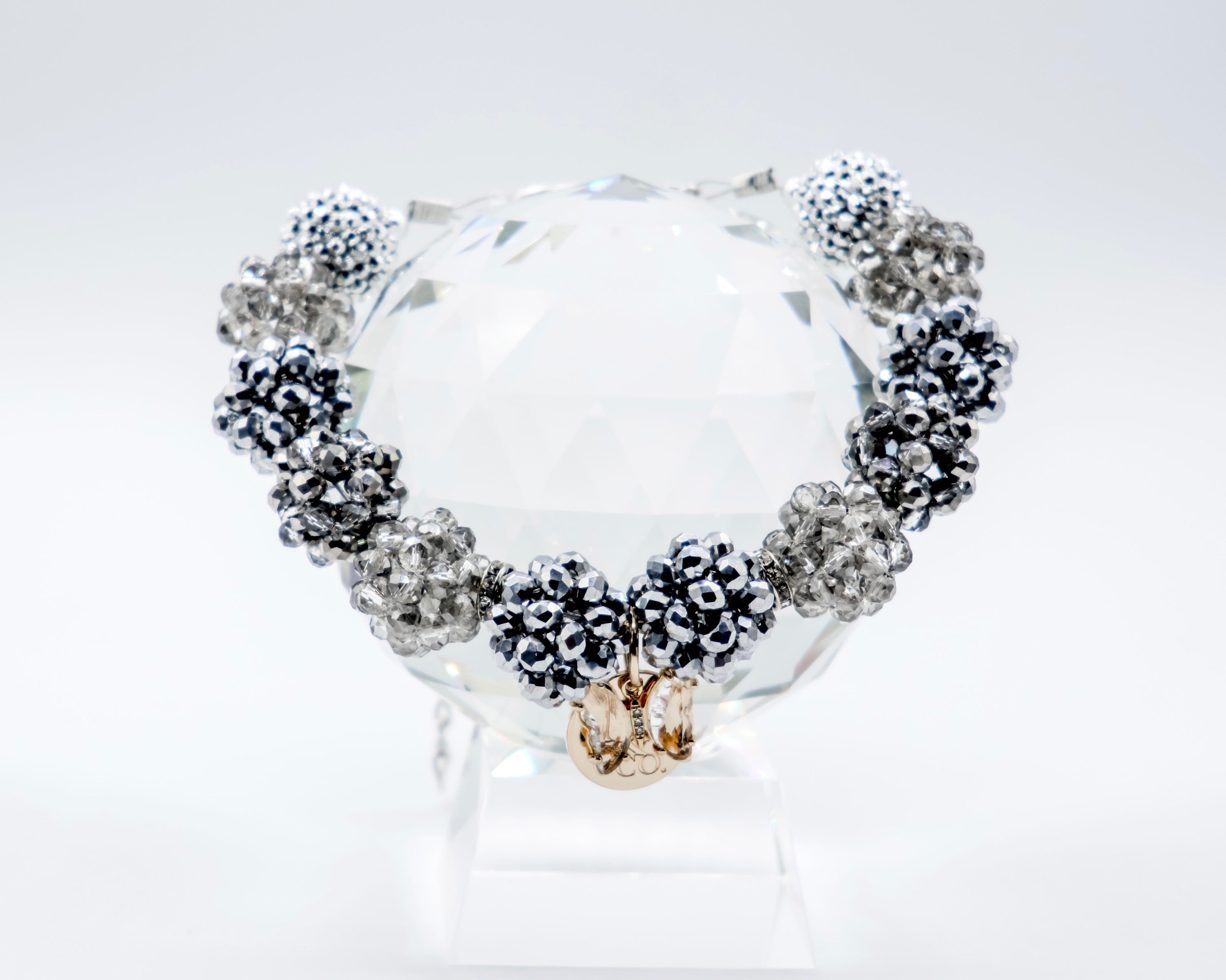 Necklace: Shades of Grey