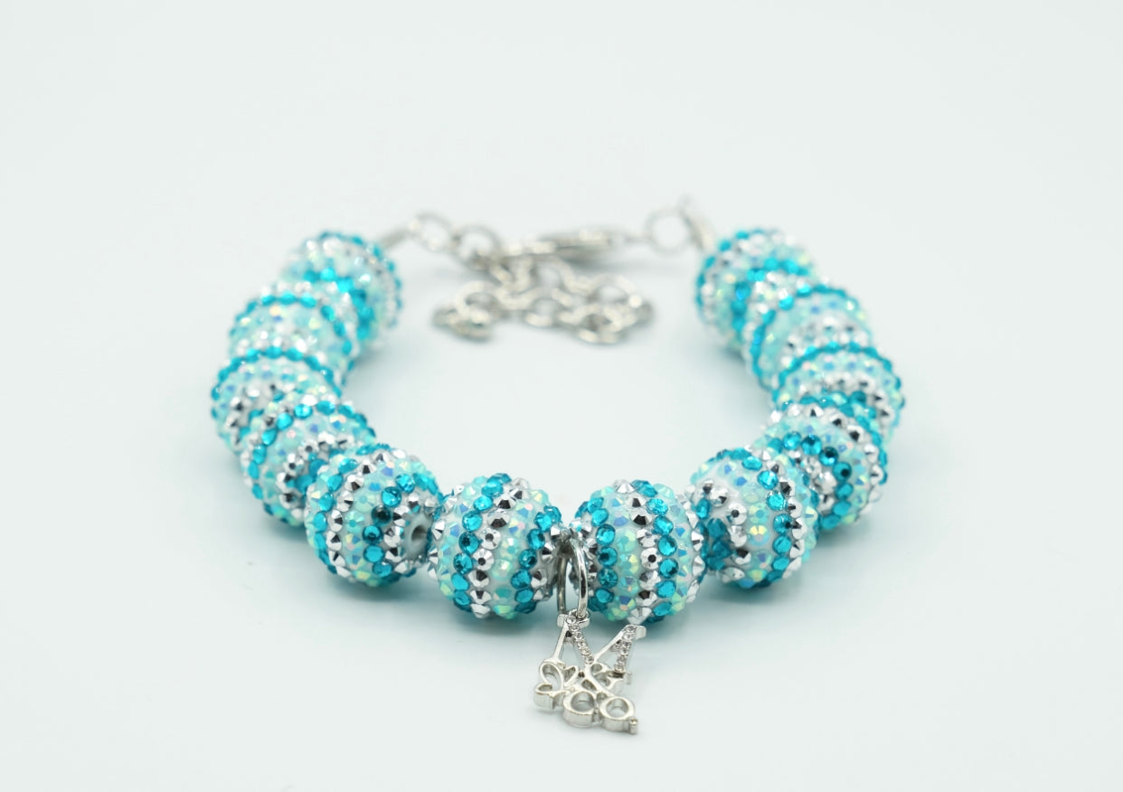 Necklace: Wonderland