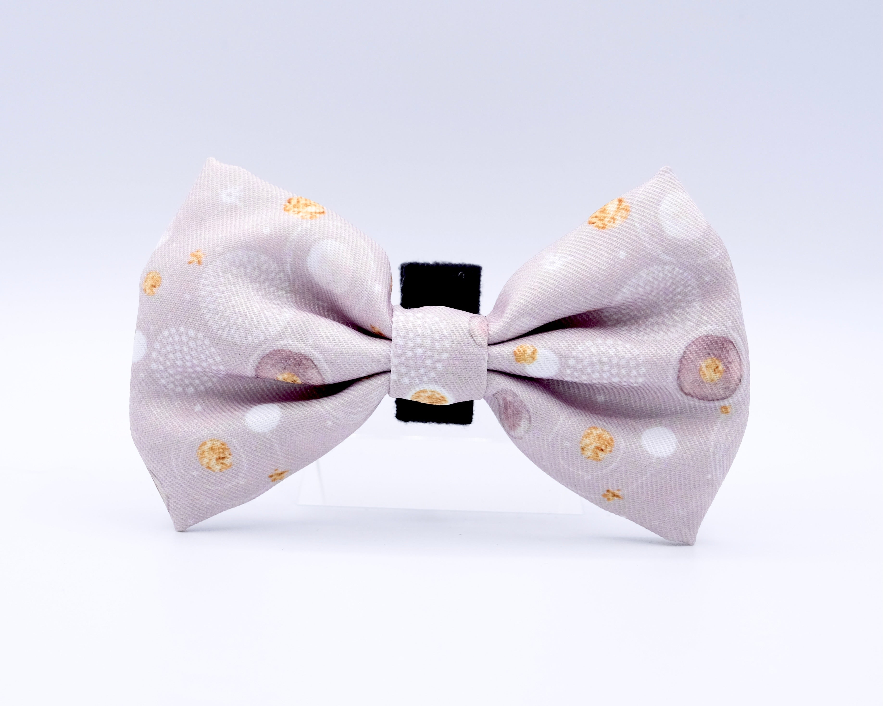 Cosmic Bow Tie