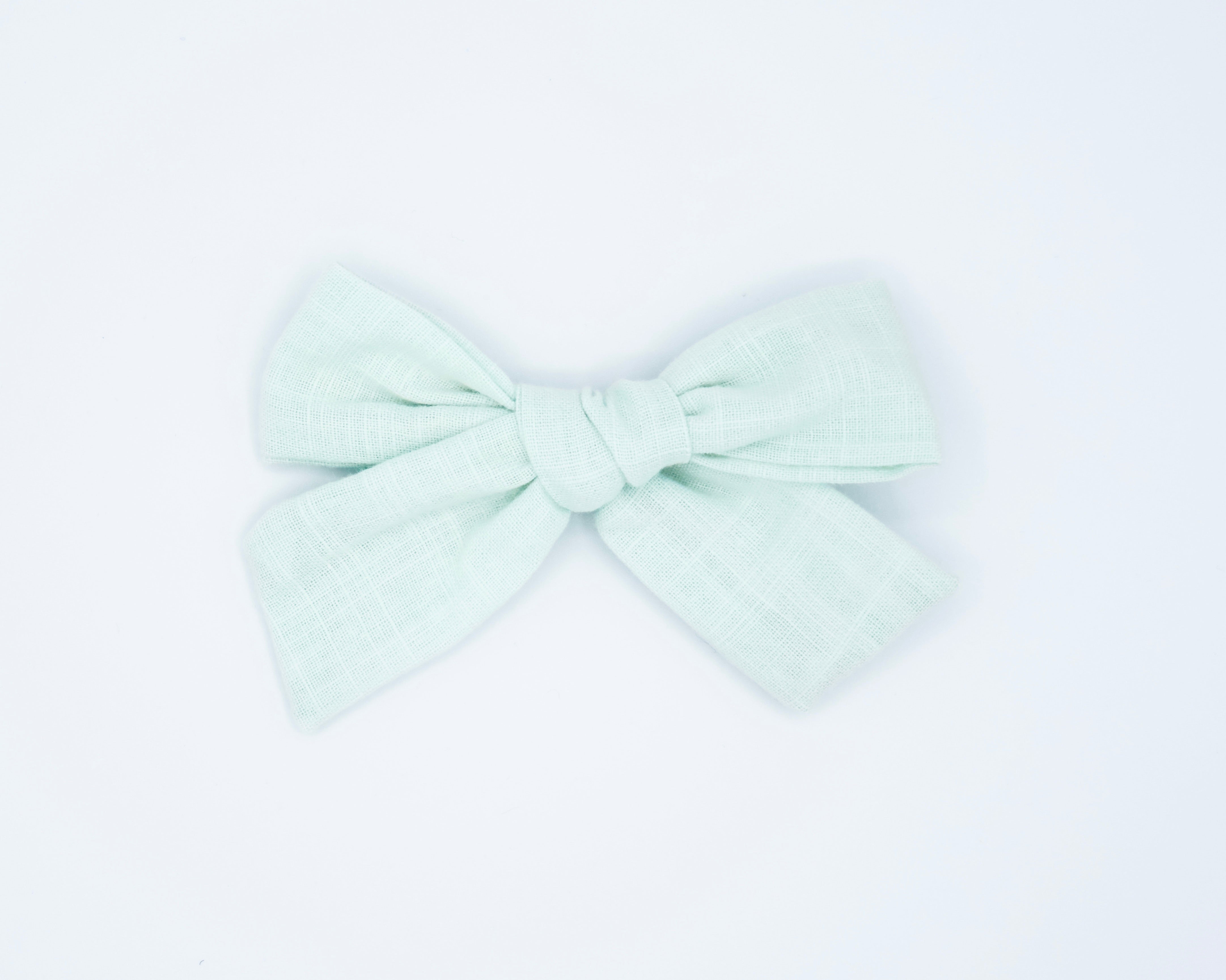 Bow: Mint (Light)