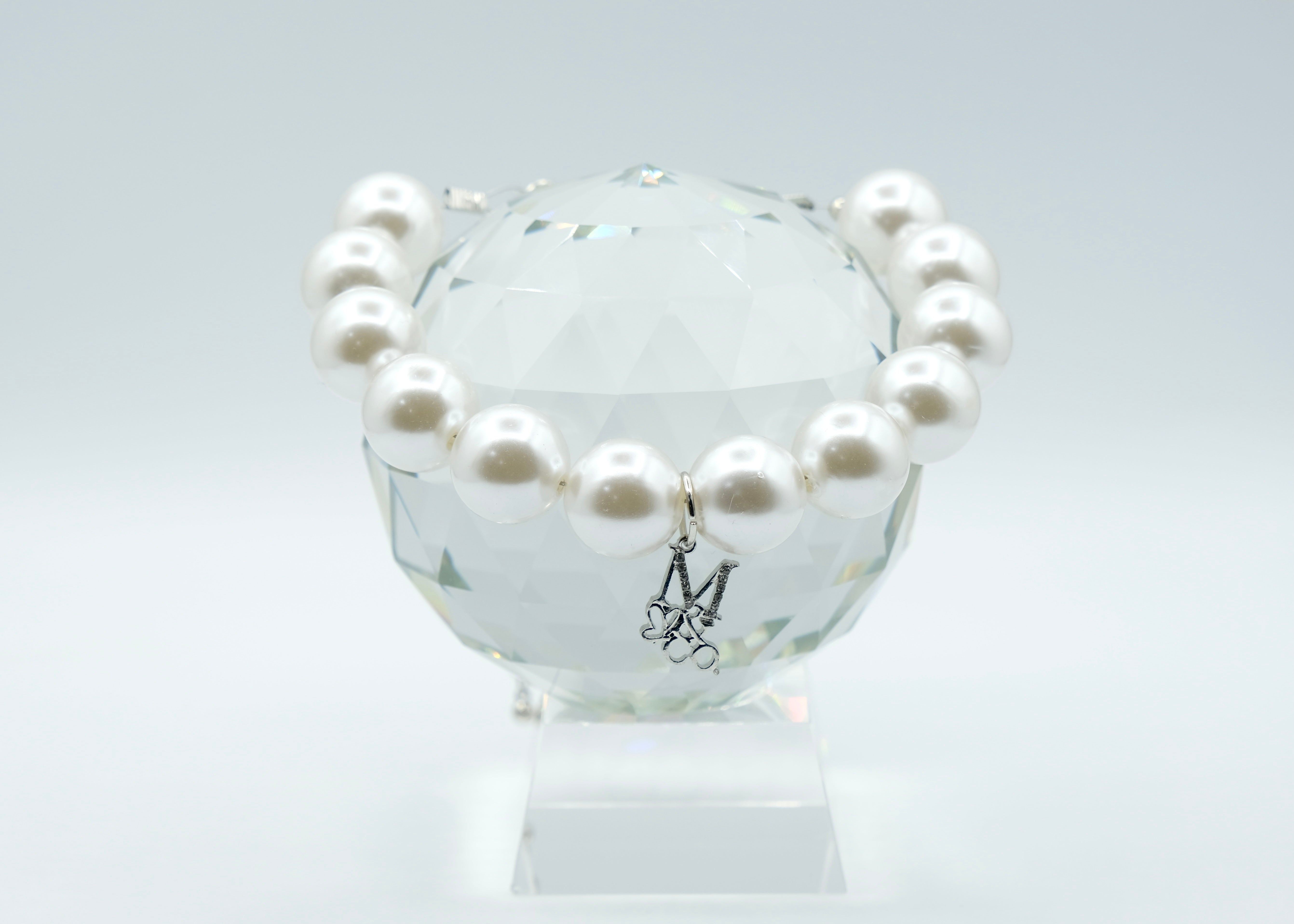 Necklace: Snow White