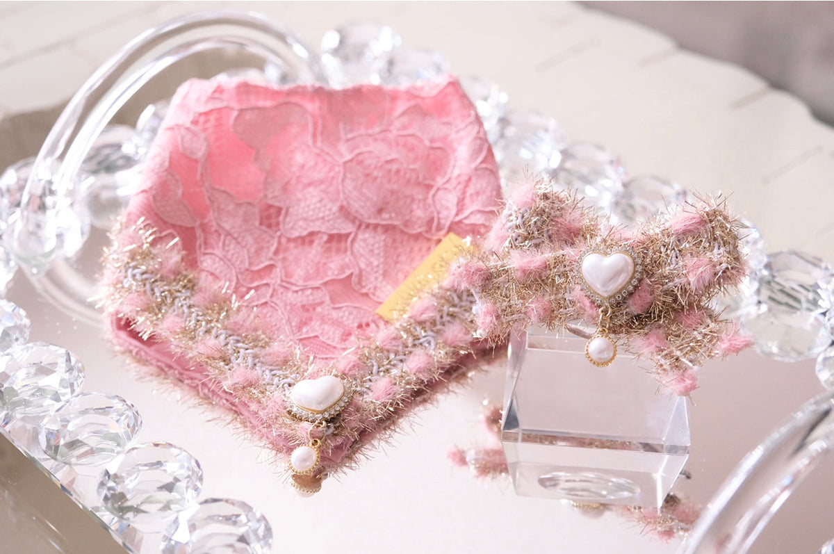 Romance Collection: The Minnie