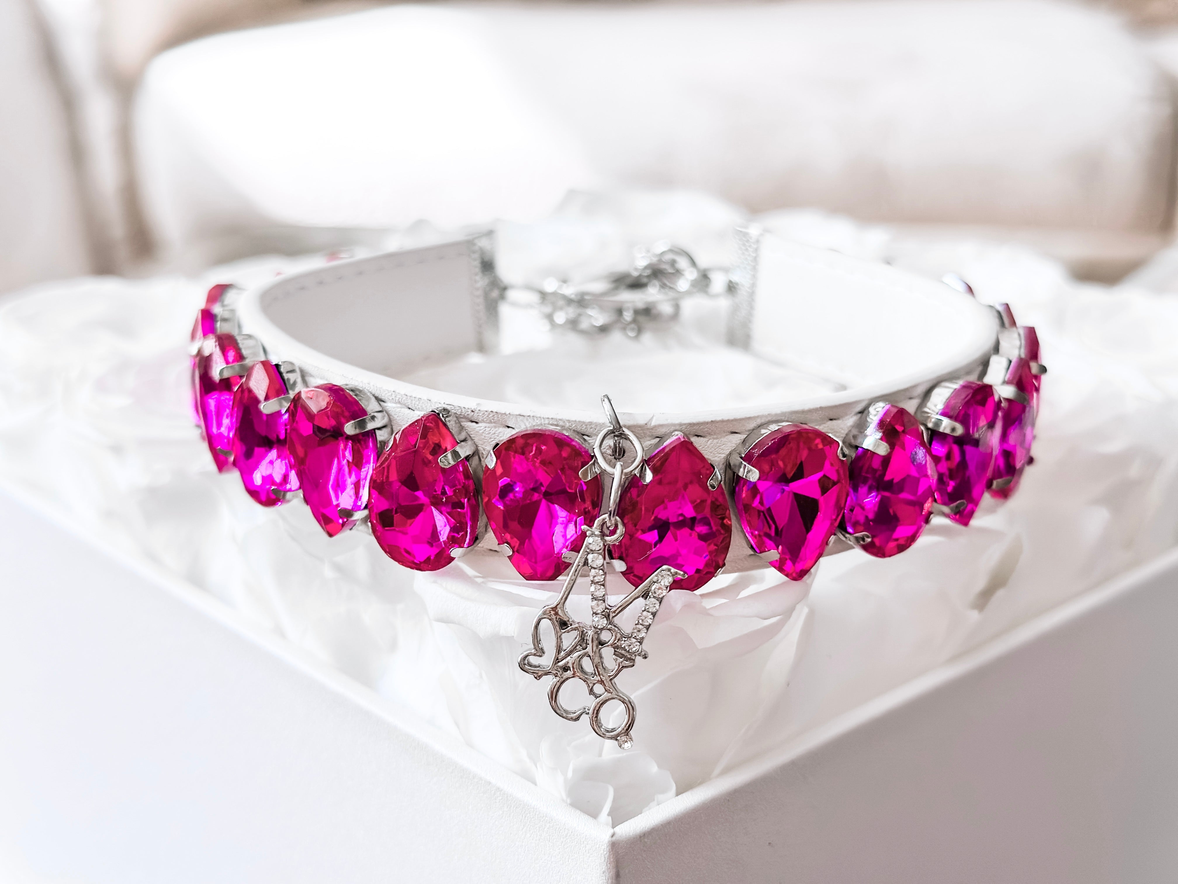 Gem Necklace: Barbie