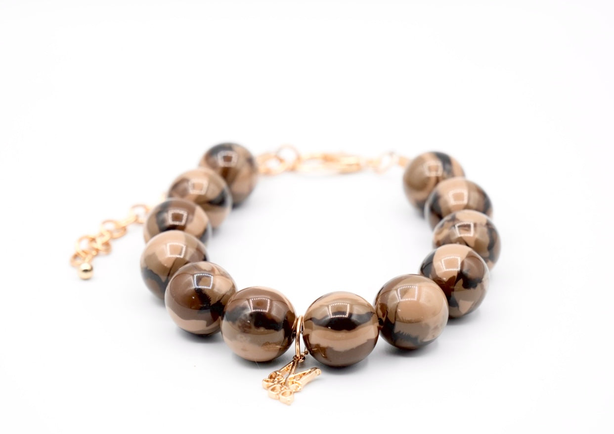 Necklace: Chestnut
