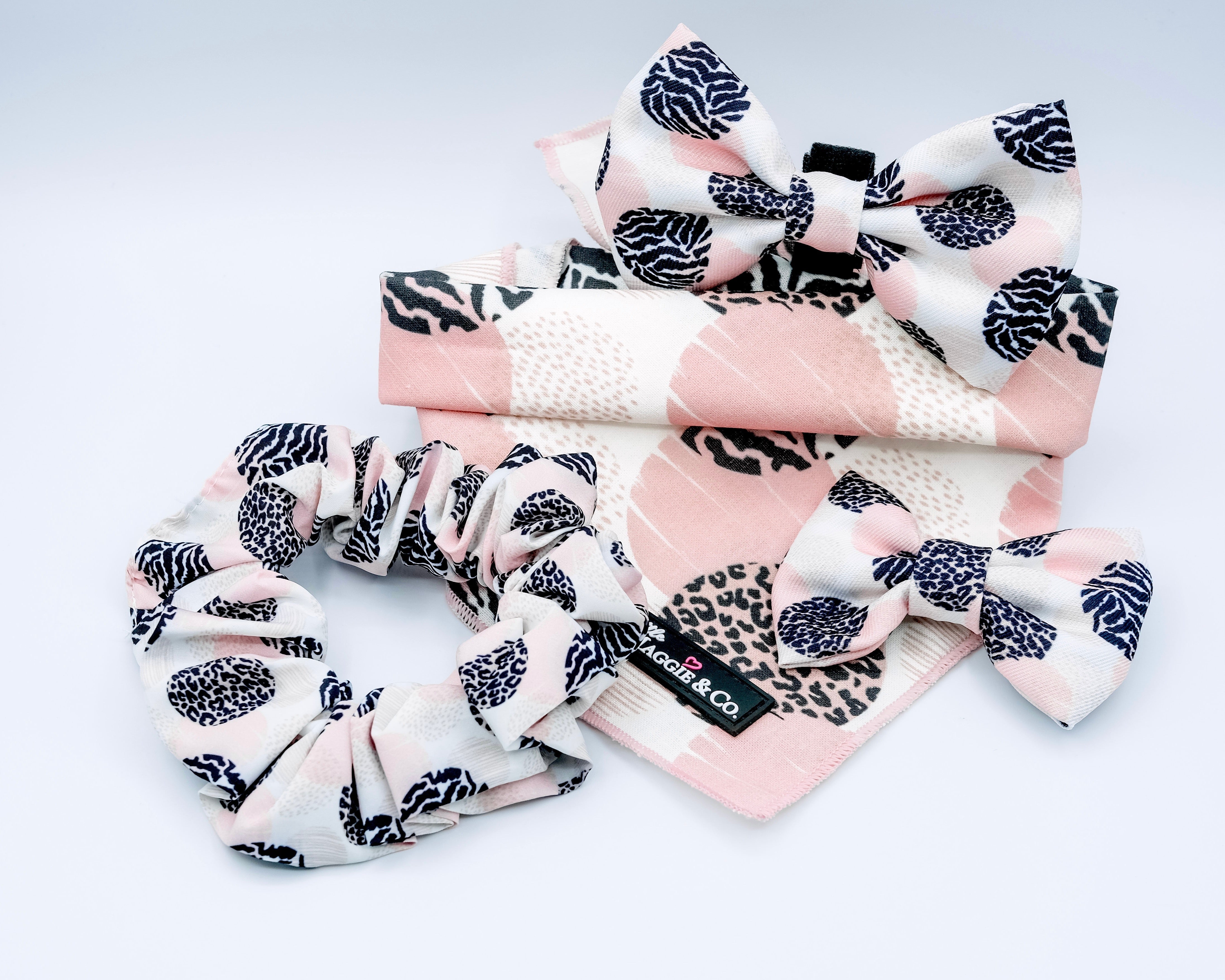 Bandana Set: Pawty Animal