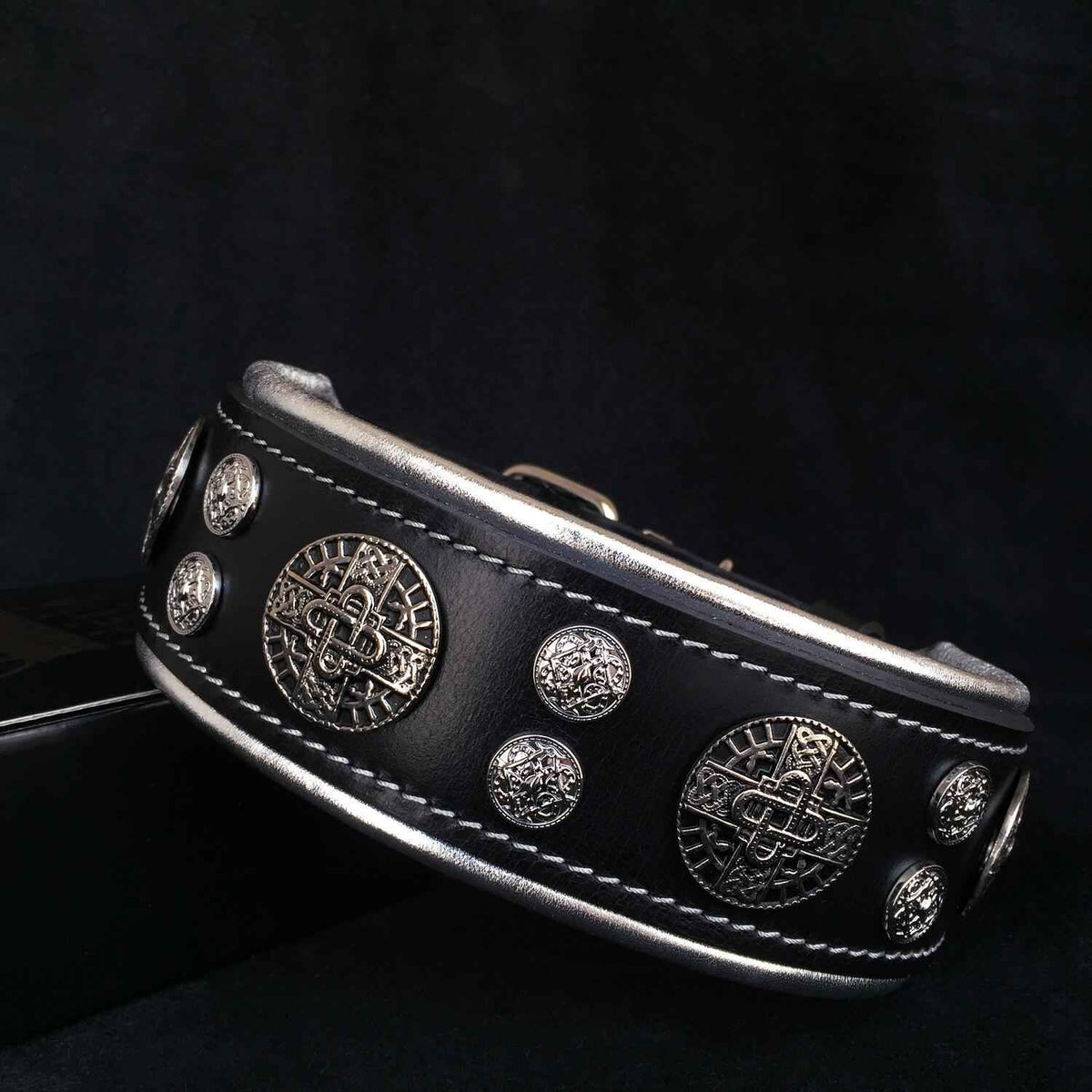 Bestia Hektor Leather Dog Collar