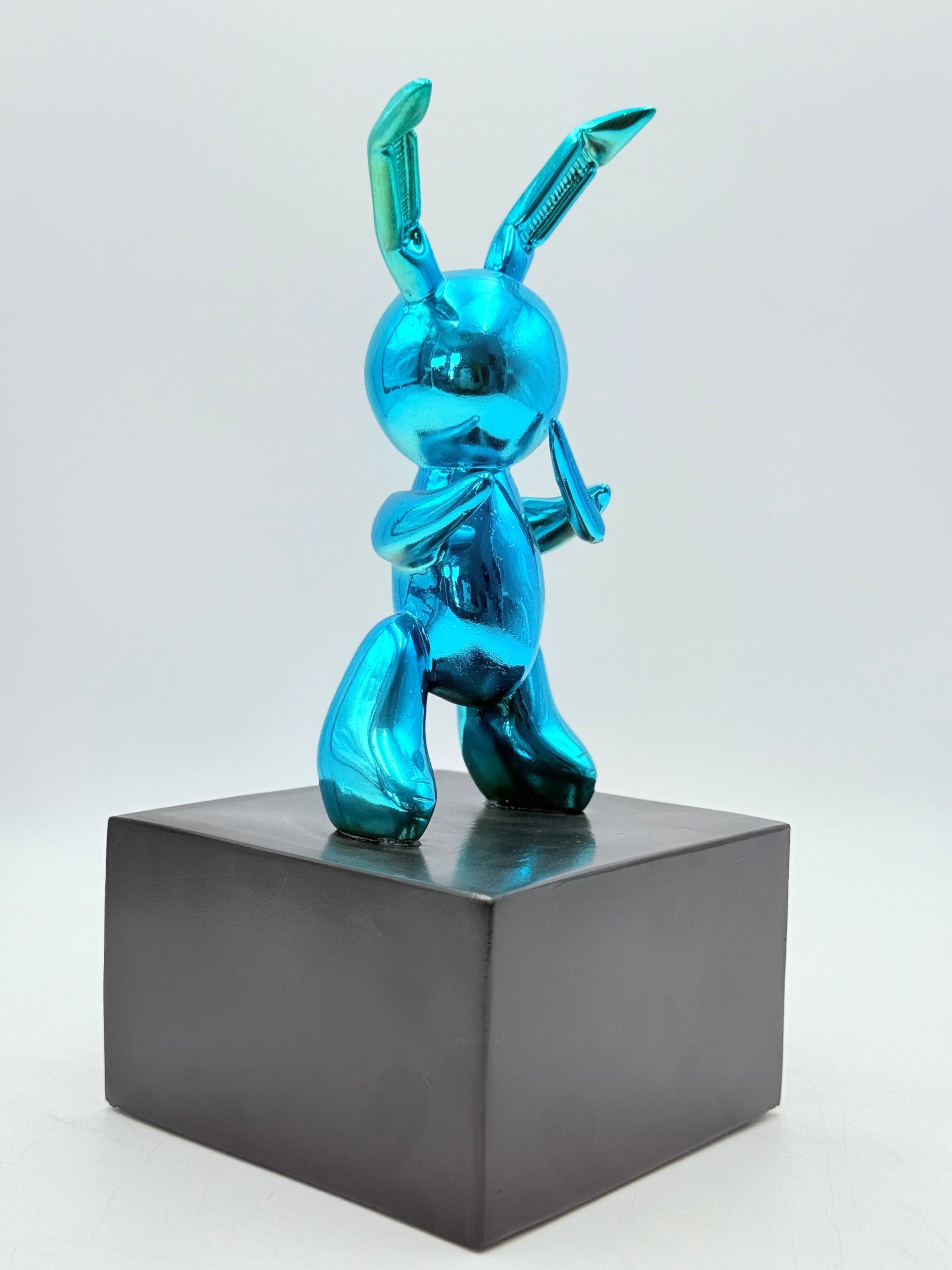 And Iconic Small Balloon Rabbit Sculpture Blue Chrome Style