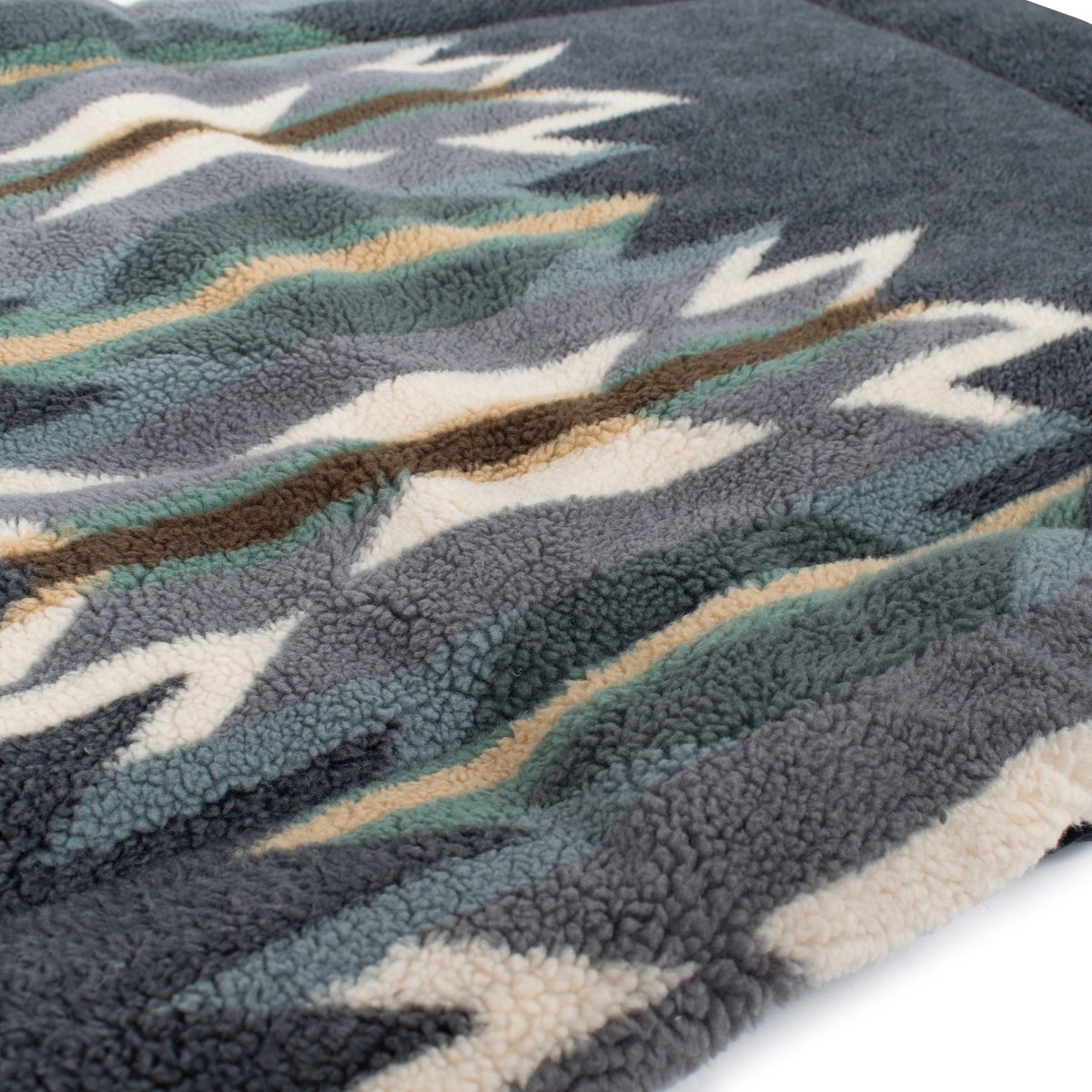 Pendleton Berber Comfort Cushion premium pet product