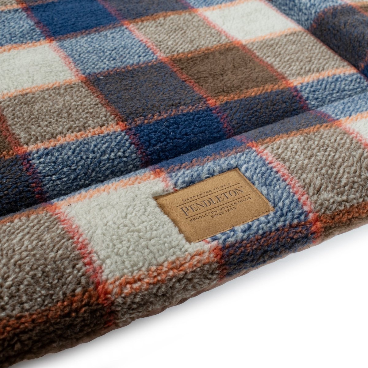 Pendleton Berber Comfort Cushion premium pet product