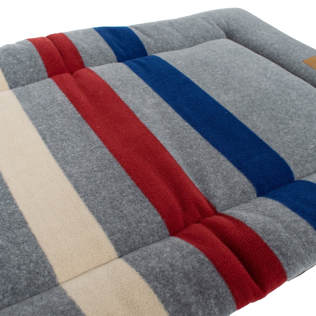 Pendleton Fleece Comfort Cushion premium pet product
