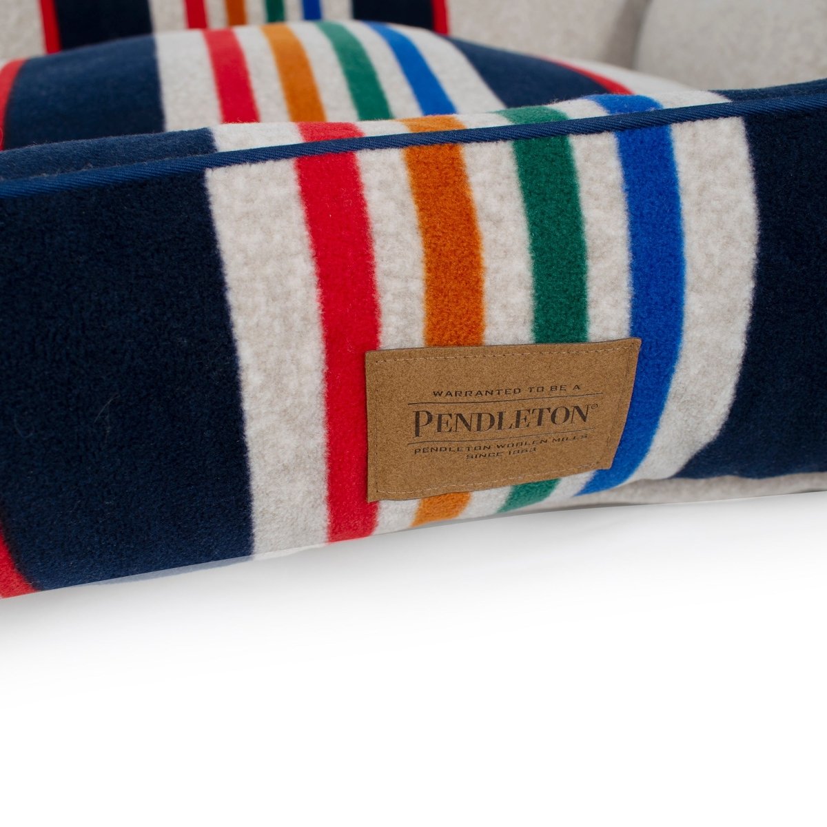 Pendleton National Park Kuddler premium pet product
