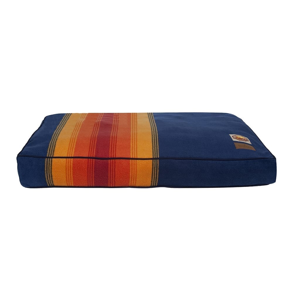 Pendleton National Park Pet Napper premium pet product