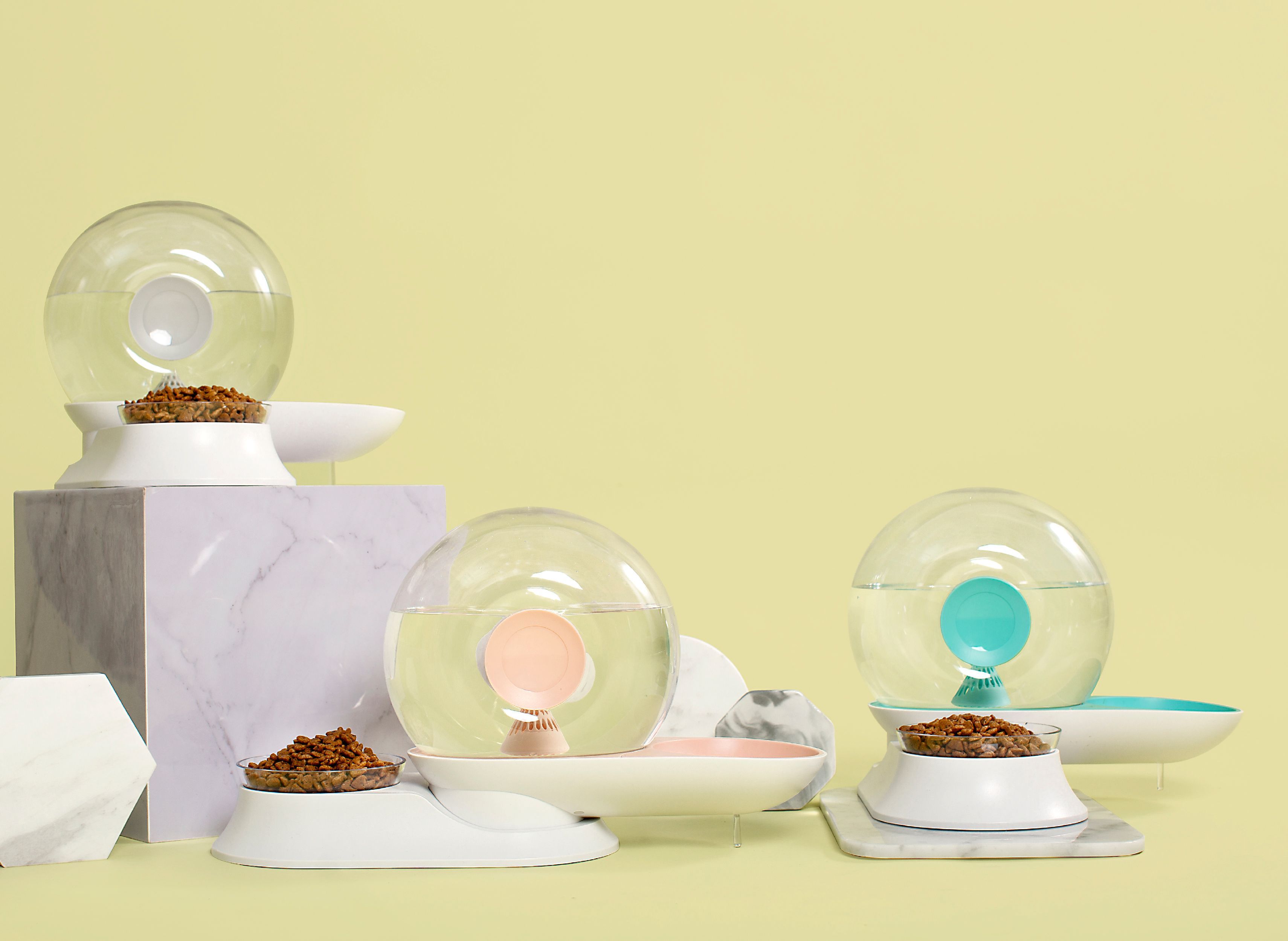 Pet Life ® Auto-Myst Snail Shaped 2-in-1 Automated Gravity Pet Filtered Water Dispenser and Food Bowl