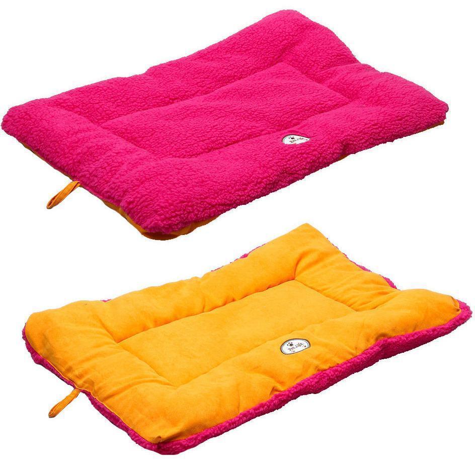 Pet Life Eco-Paw Reversible Eco-Friendly Recyclabled Polyfill Fashion Designer Pet Dog Bed Mat Lounge