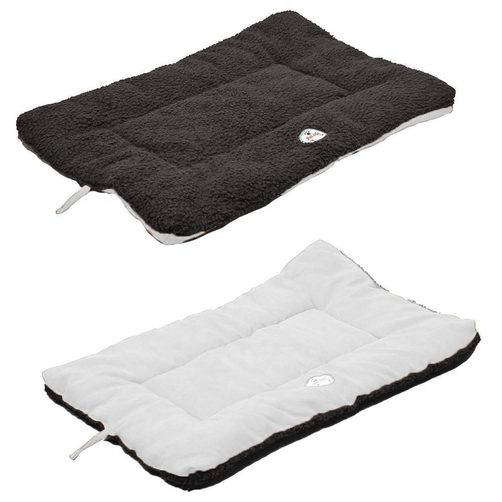 Pet Life Eco-Paw Reversible Eco-Friendly Recyclabled Polyfill Fashion Designer Pet Dog Bed Mat Lounge