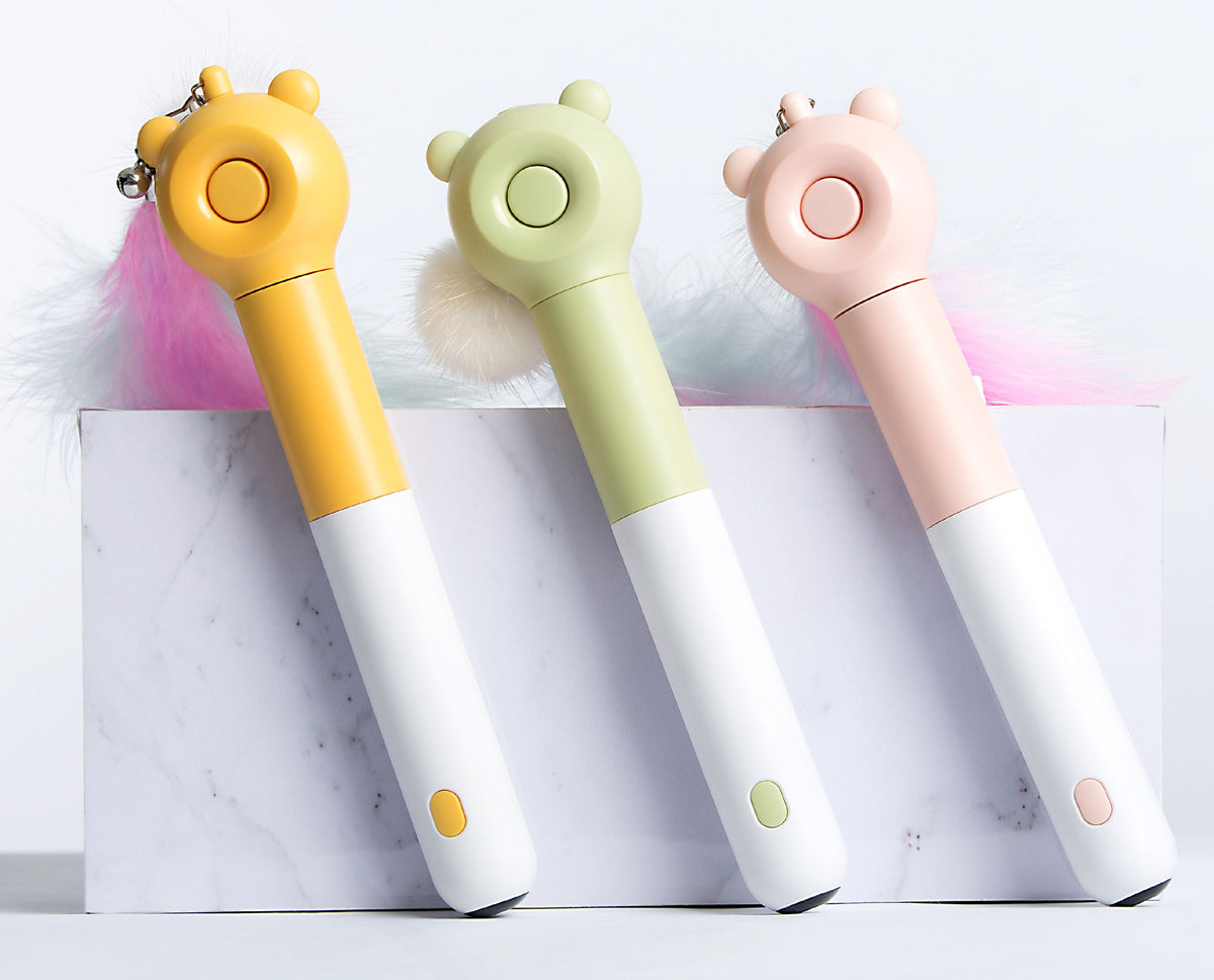 Pet Life KITIQUE" 3-in-1 Retractable and Extendable Feathered and Laser Wand Kitty Cat Teaser