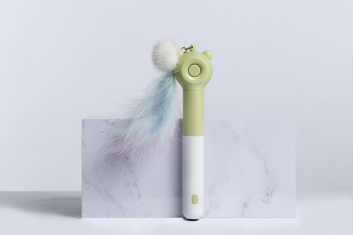 Pet Life KITIQUE" 3-in-1 Retractable and Extendable Feathered and Laser Wand Kitty Cat Teaser