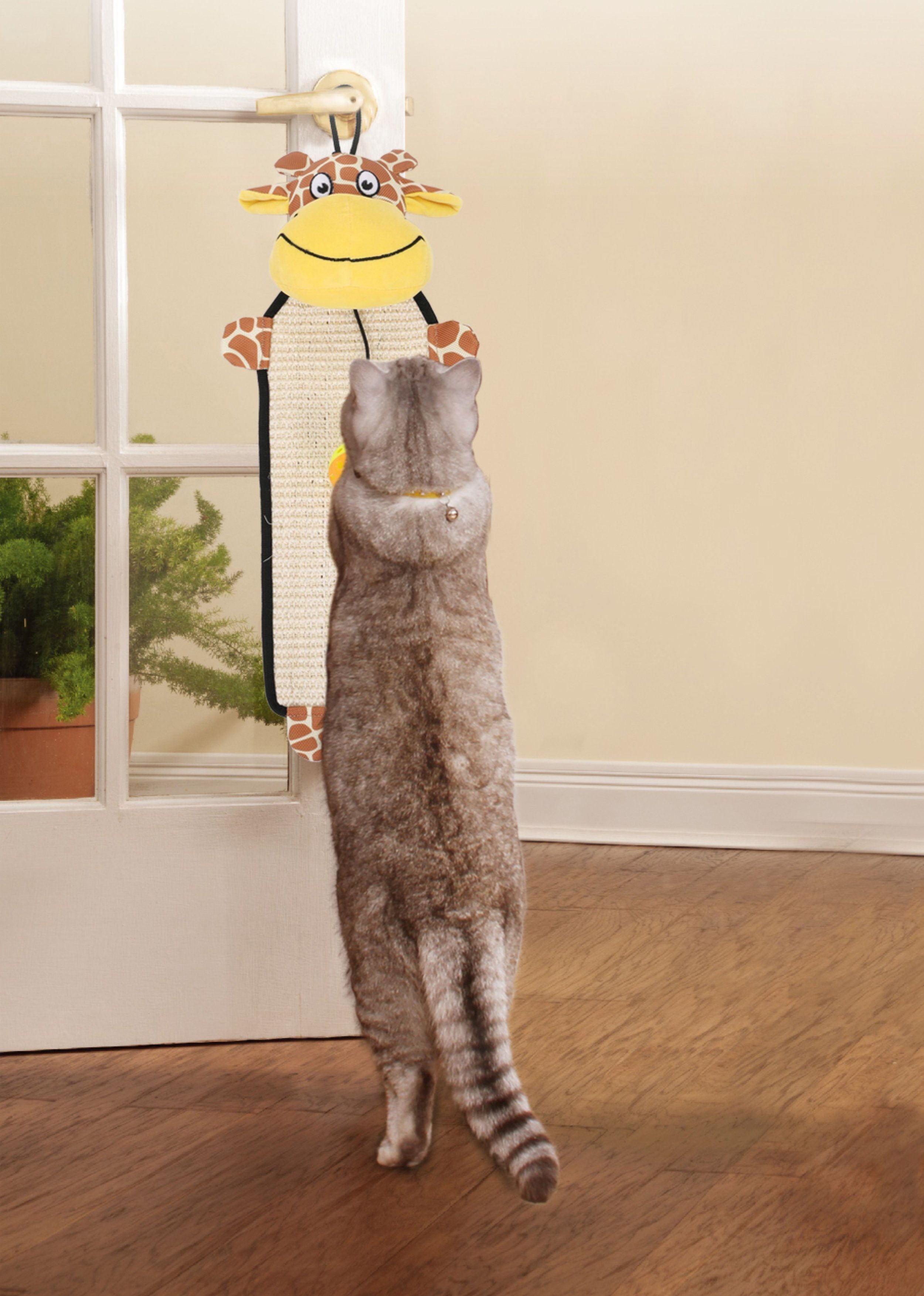 Pet Life Paw-Pleasant Hanging Sisal & Jute Carpet Kitty Cat Scratcher with Toy