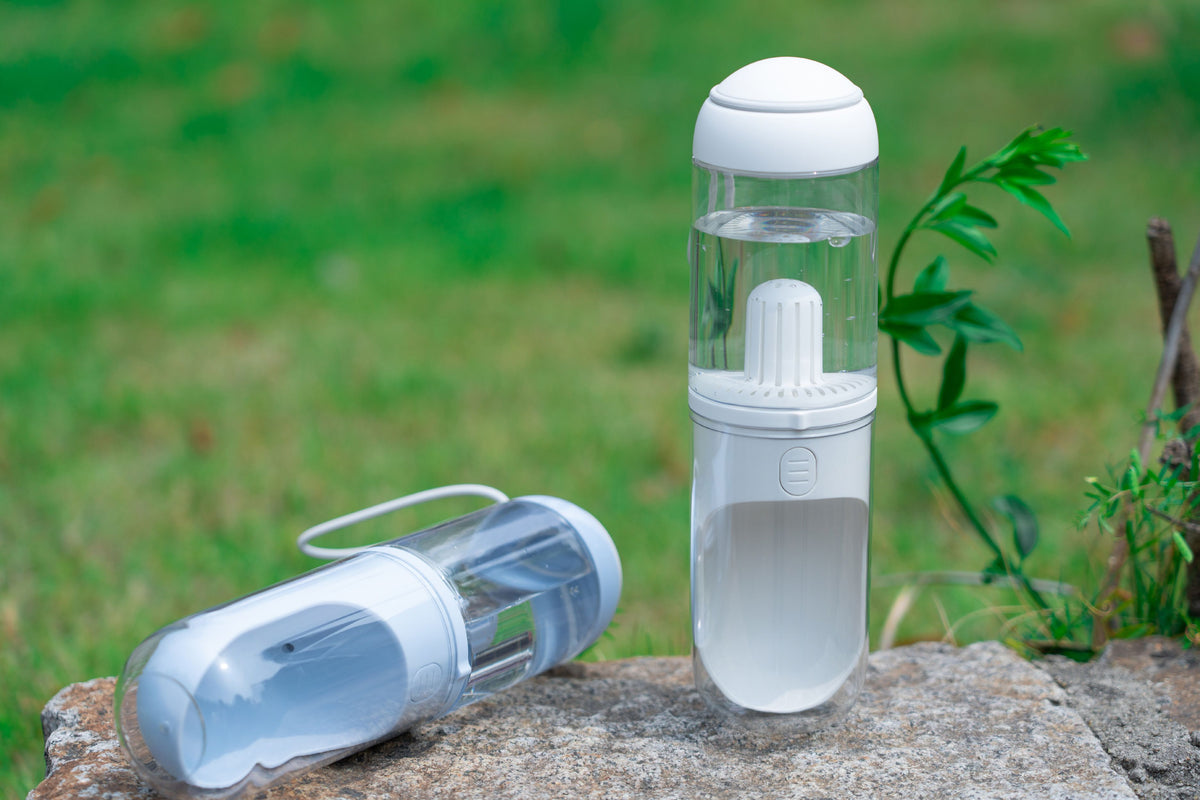 Pet Life PYURE Handheld Travel Filtered Water Feeder