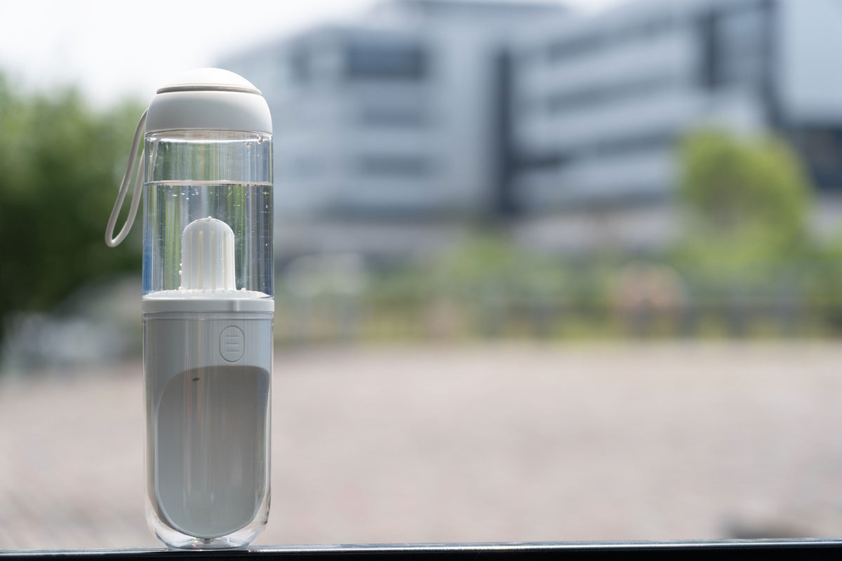 Pet Life PYURE Handheld Travel Filtered Water Feeder