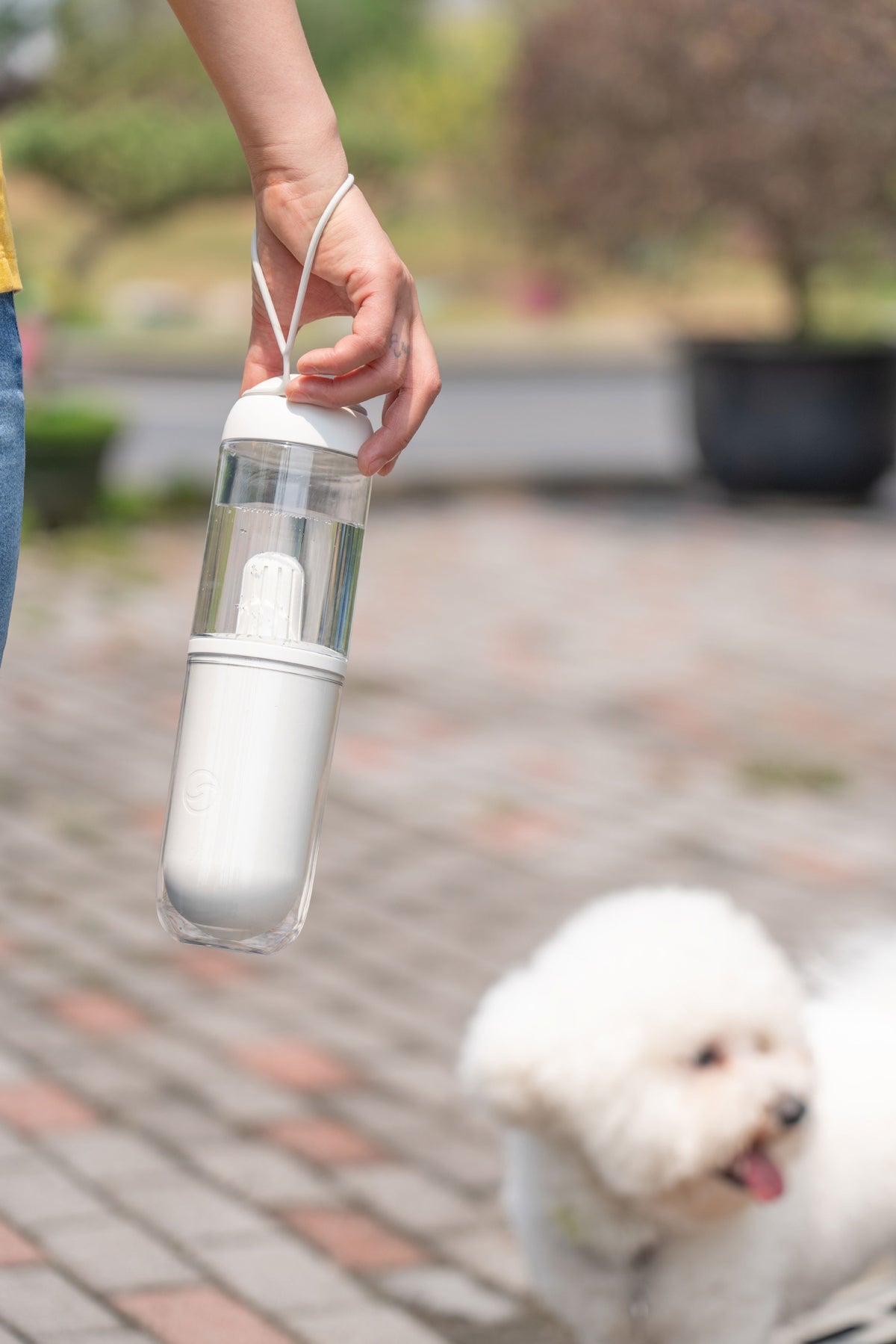 Pet Life PYURE Handheld Travel Filtered Water Feeder