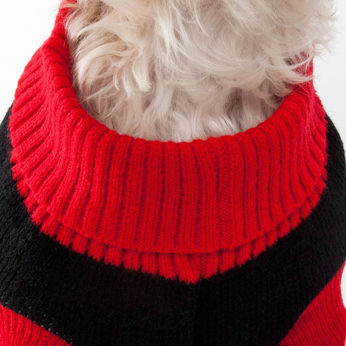 Pet Life Snow Flake Cable-Knitted Ribbed Fashion Turtle Neck Dog Sweater