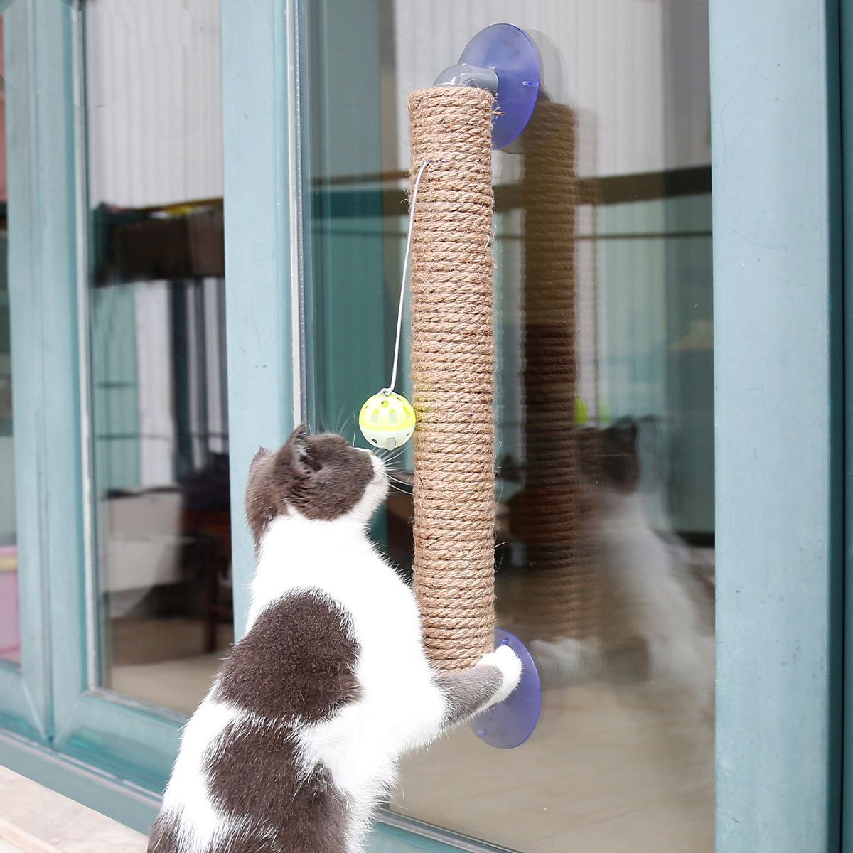 Pet Life Stick N Claw Sisal Rope and Toy Suction Cup Stick Shaped Cat Scratcher