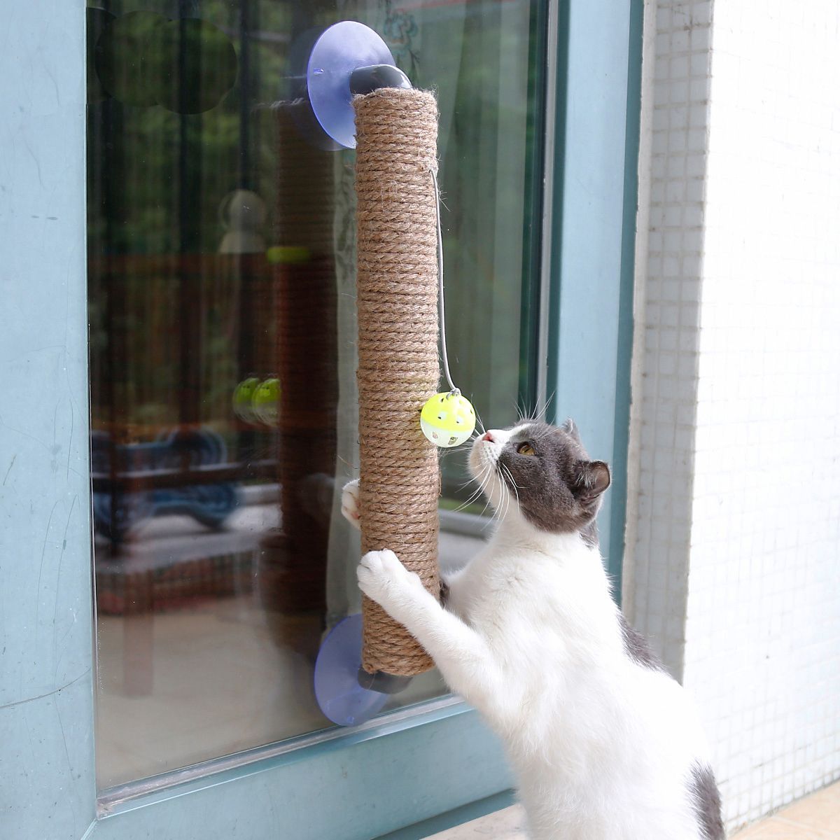 Pet Life Stick N Claw Sisal Rope and Toy Suction Cup Stick Shaped Cat Scratcher