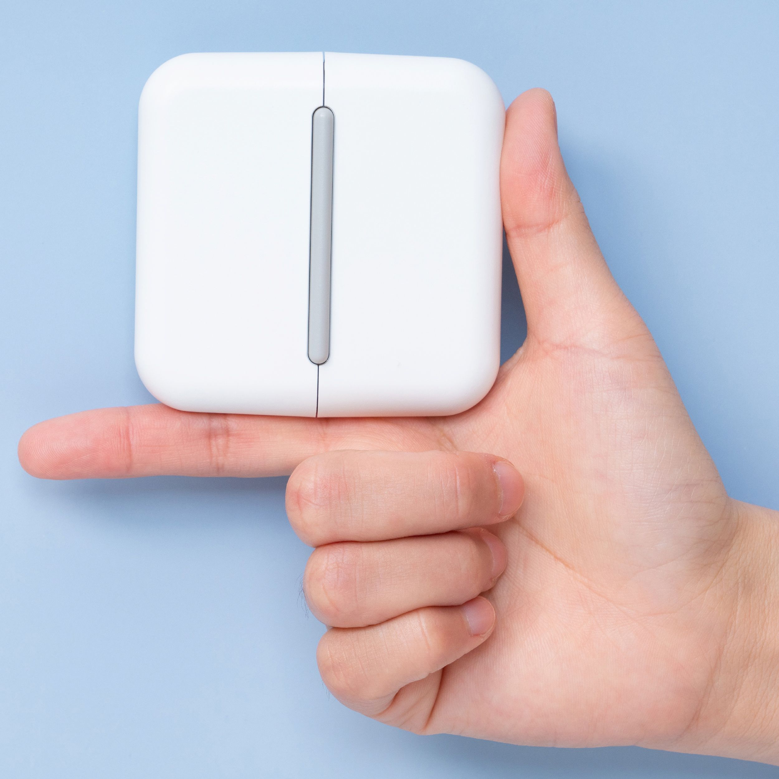 Pet Life ® Zipocket 2-in-1 Underake and Stainless Steel Travel Grooming Pet Comb