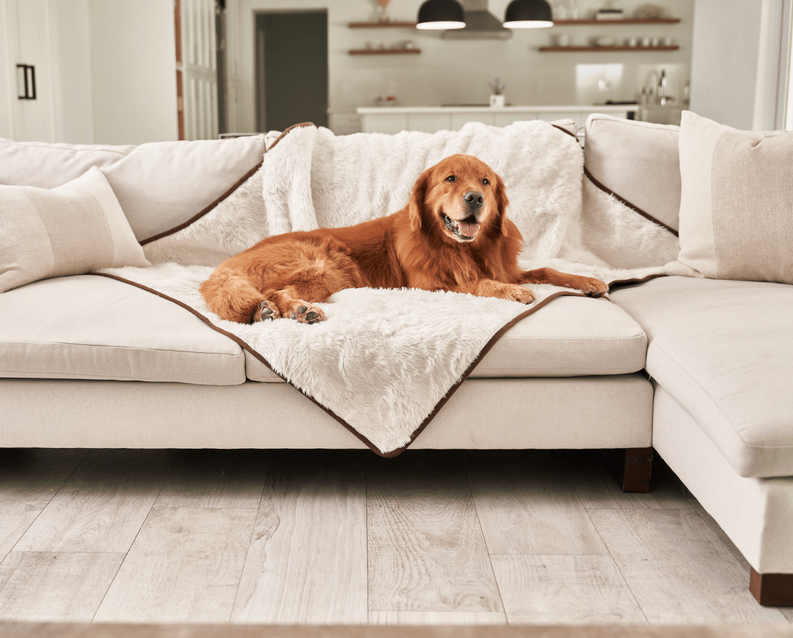 PupProtector Short Fur Waterproof Throw Blanket Polar White