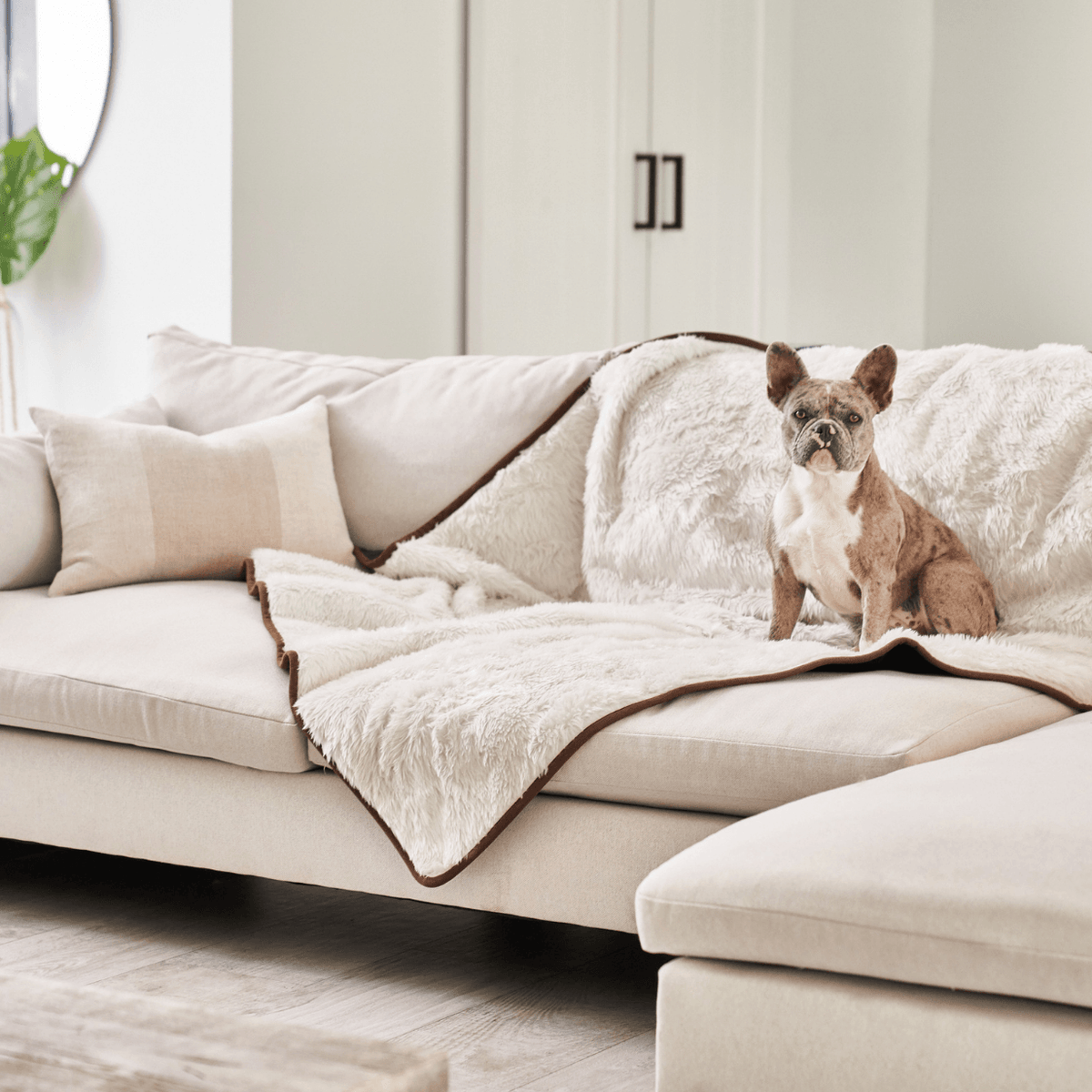 PupProtector Short Fur Waterproof Throw Blanket Polar White