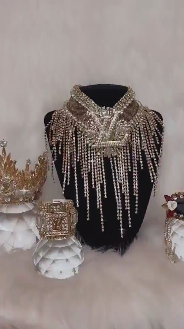 Custom Design Crystal Embellisher | Handcrafted Luxury Pet Accessories with Austrian Crystals | HT Animal Supply