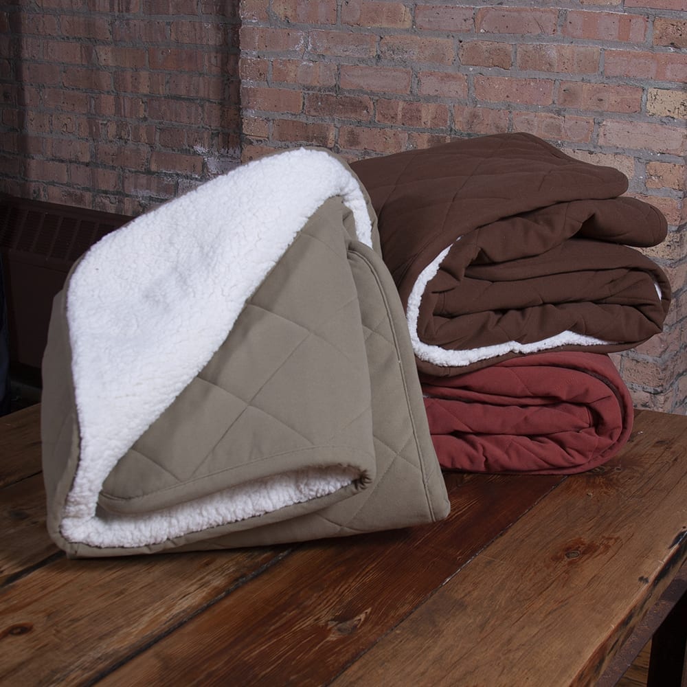 Quilted Microfiber Protective Pet Throw
