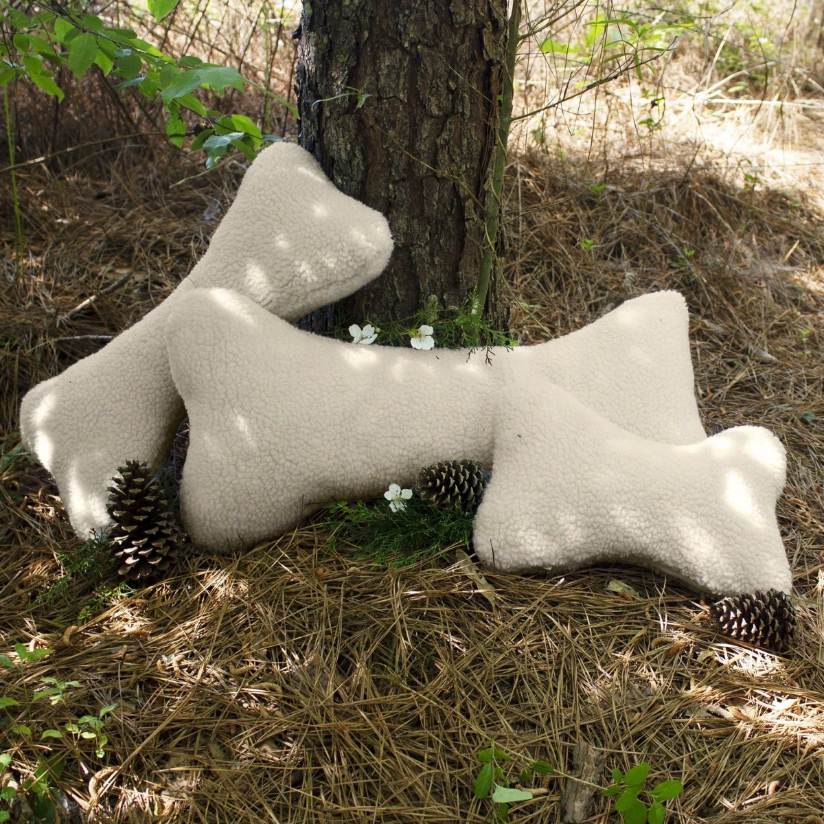 Sherpa Bone Pillow premium pet product
