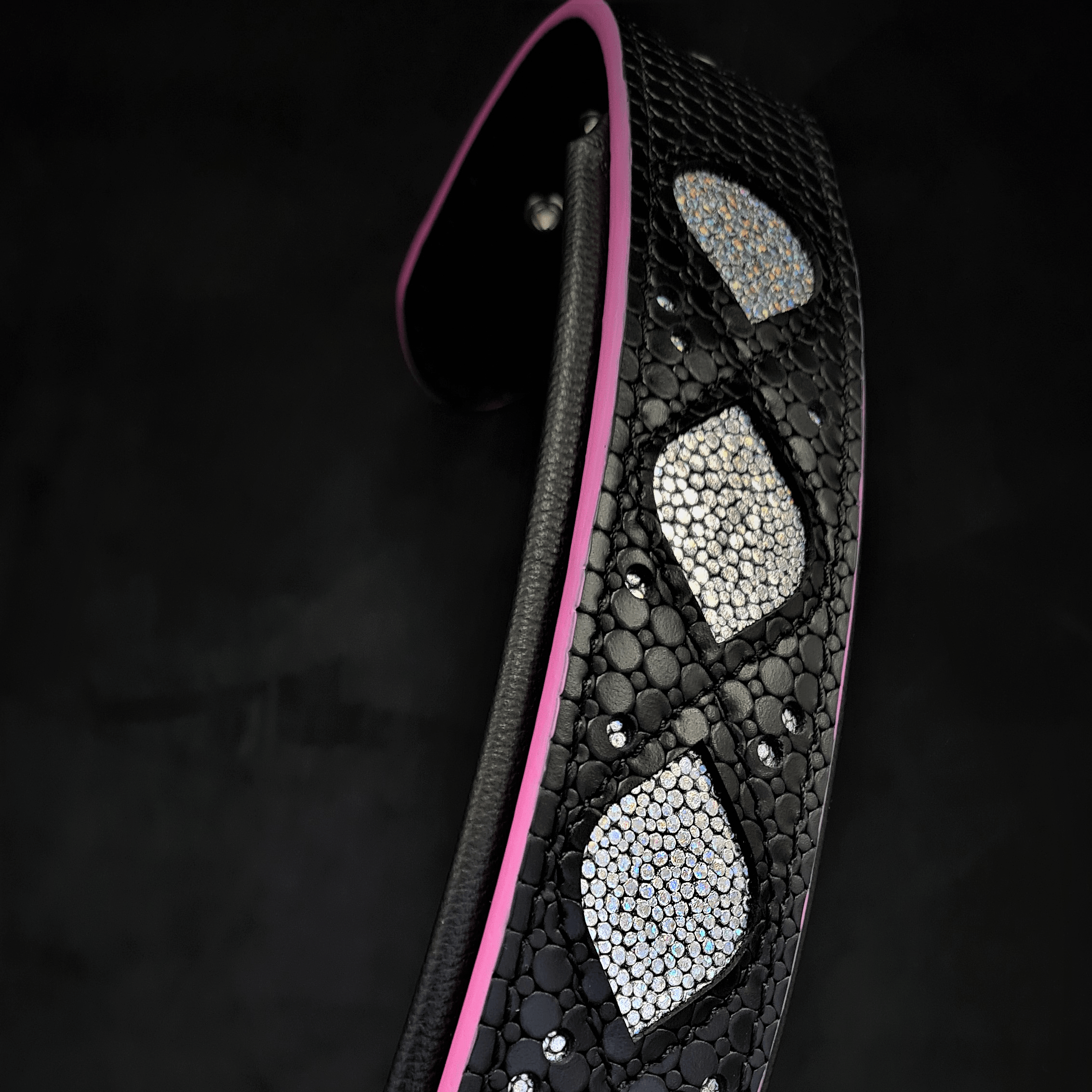 Bestia Dog Gear The "Ariel" collar Genuine Leather Pink pet supplies