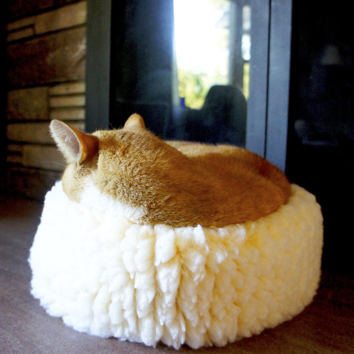 HuggleFleece HuggleSnugglerTM Cat & Dog Beds
