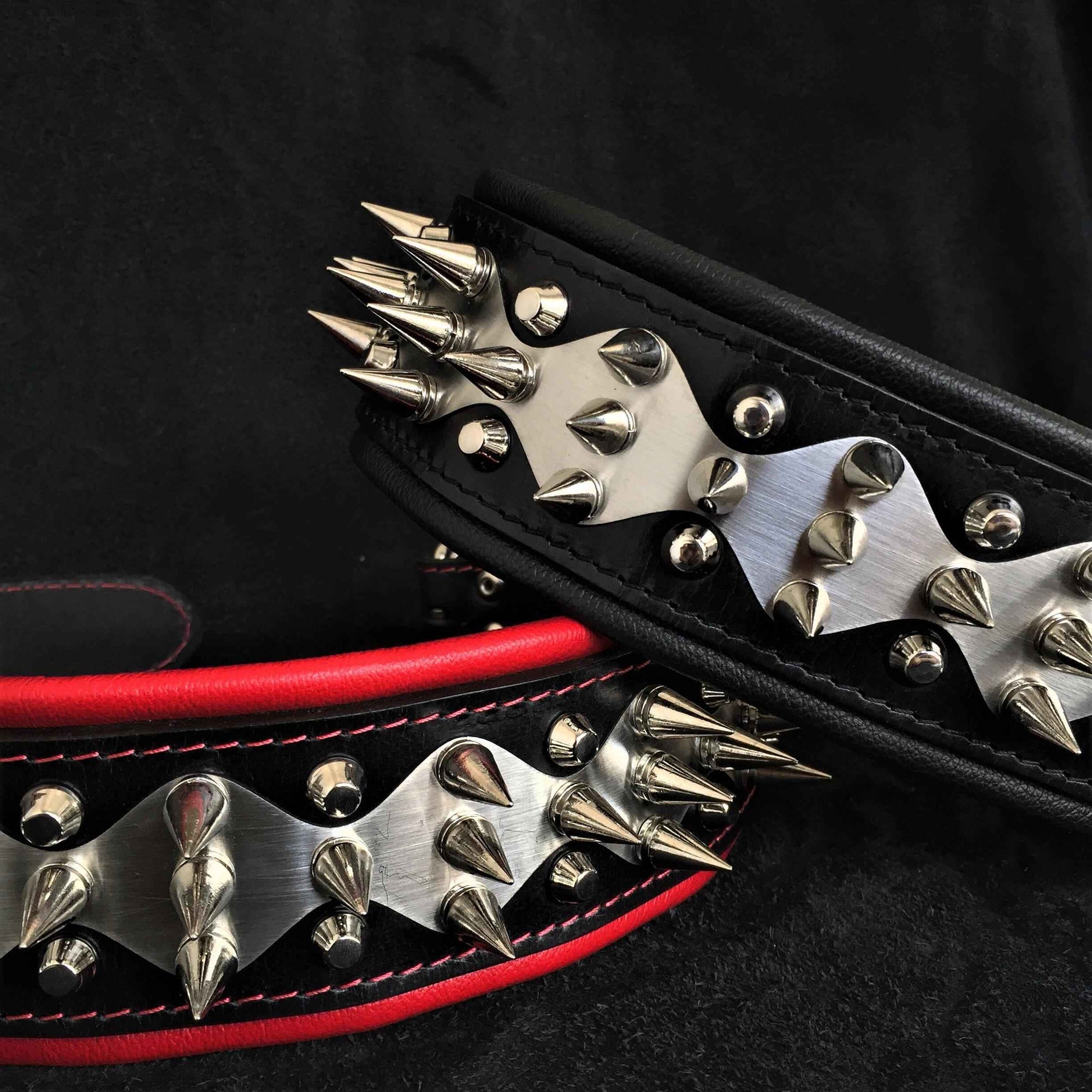 Bestia Steel Leather Dog Collar