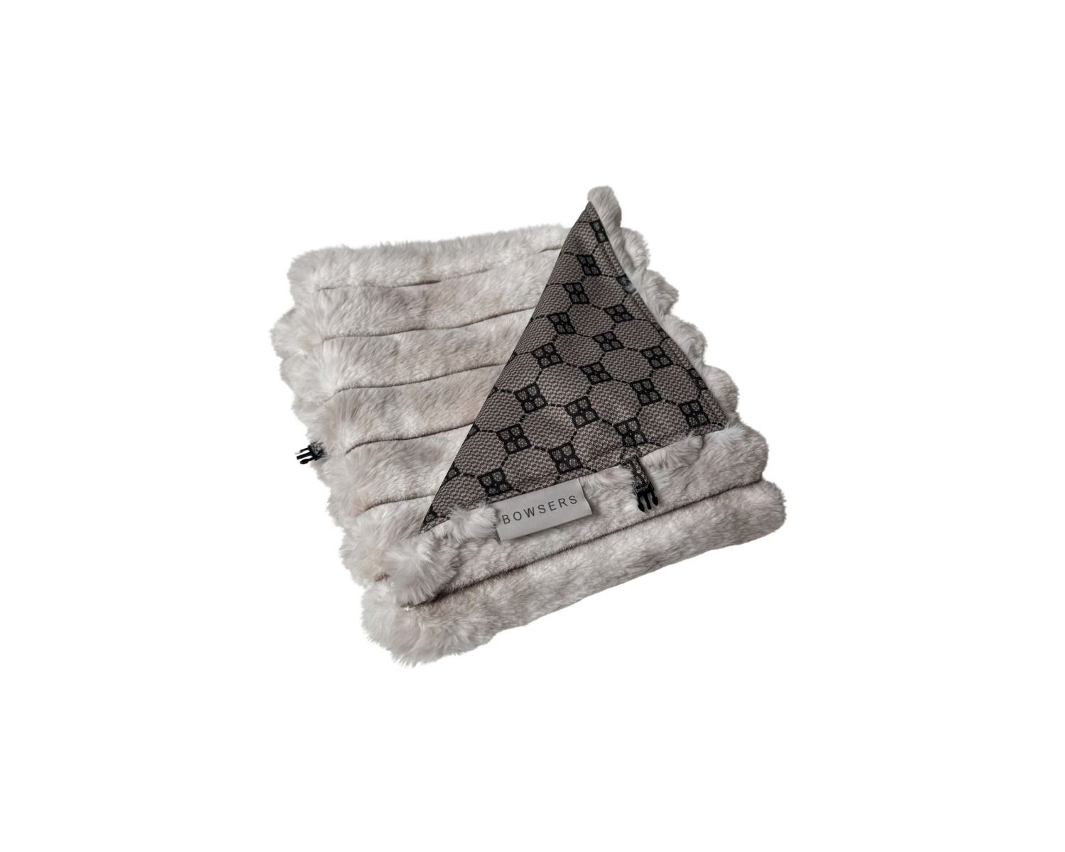 Bowsers SUV Cargo Lounger Reversible Blanket Topper