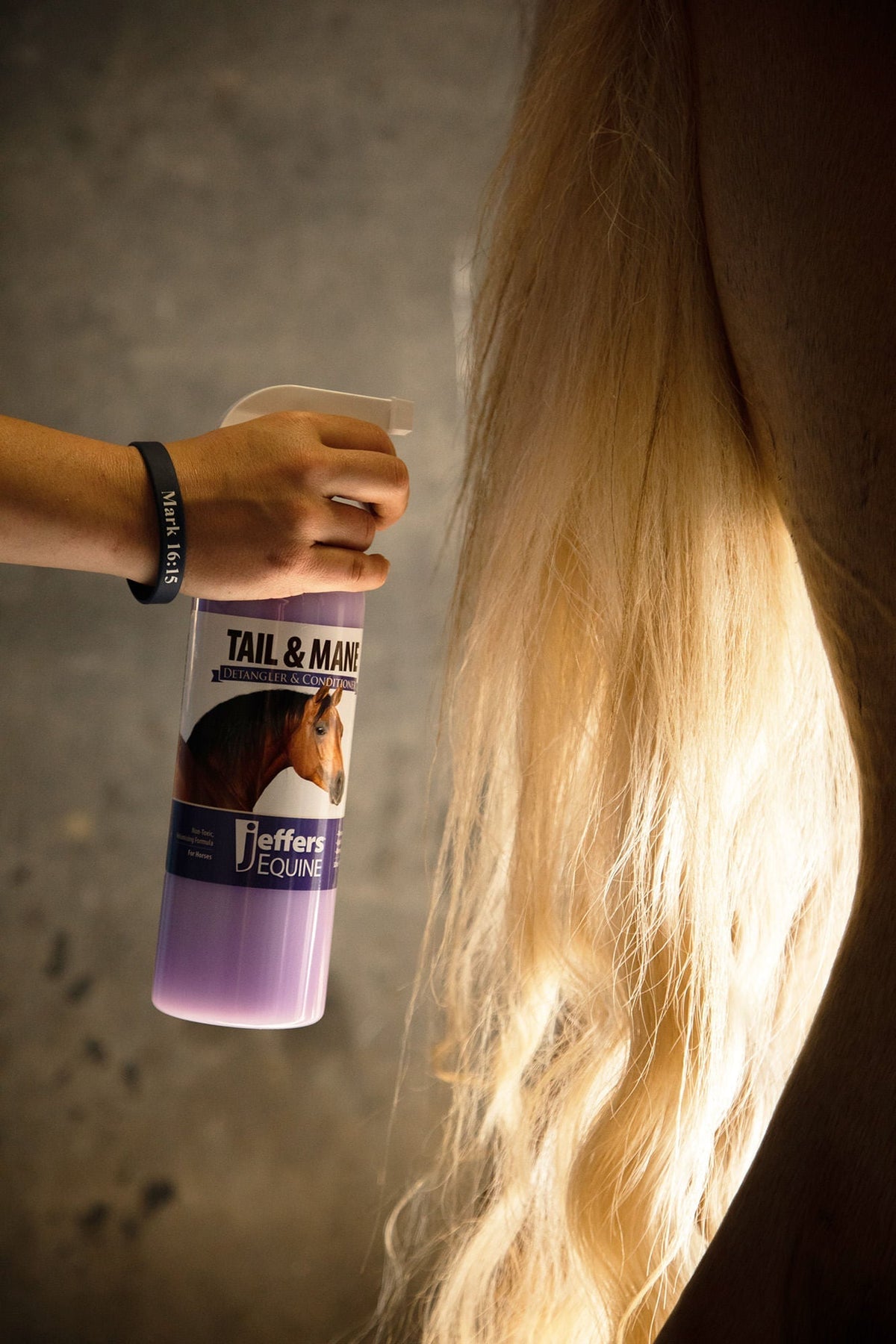 Jeffers Equine Tail & Mane Detangler and Conditioner for Horses