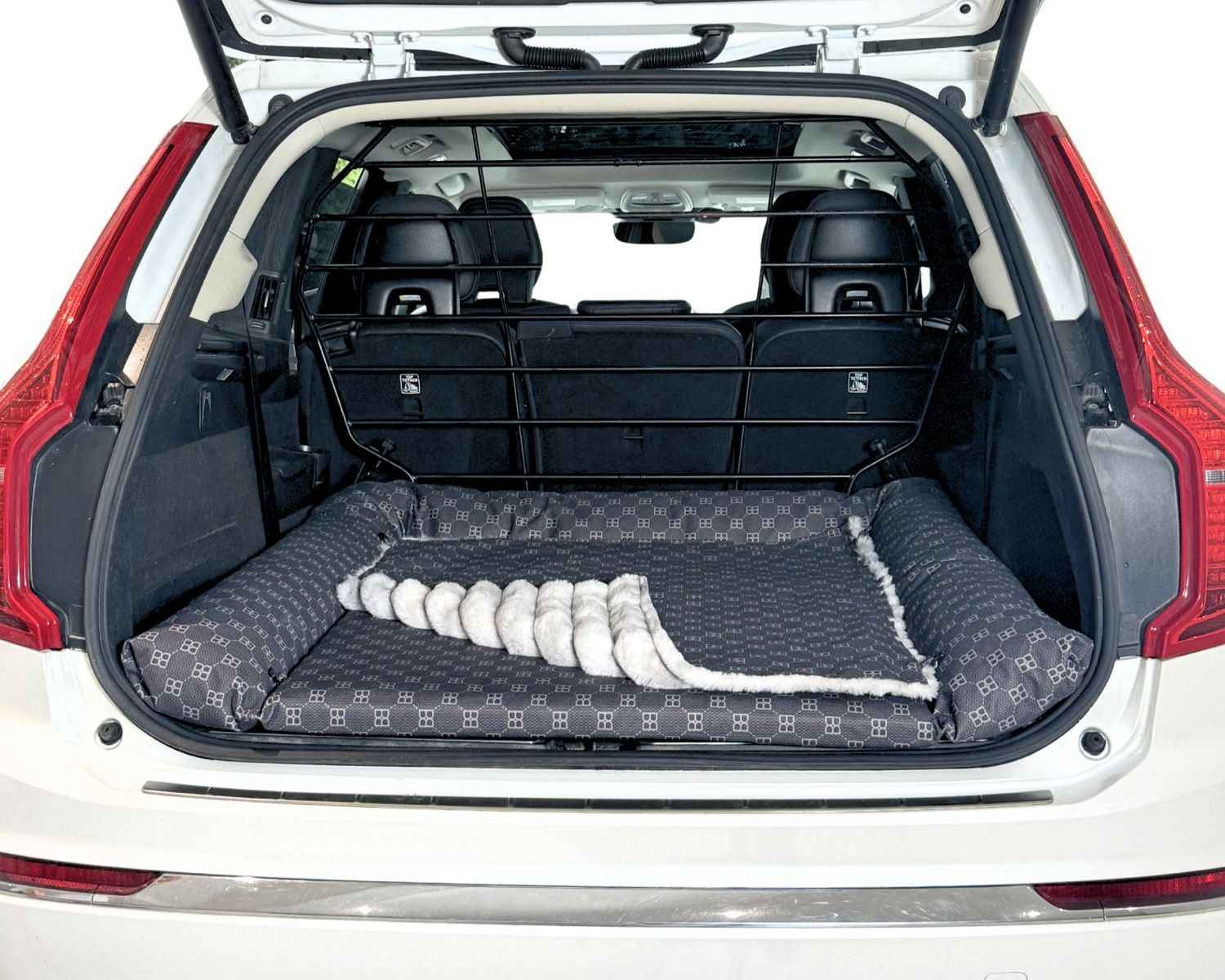 Bowsers SUV Cargo Lounger Reversible Blanket Topper