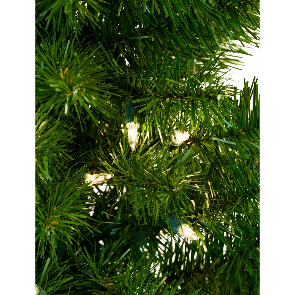 Kurt Adler 36-Inch Pre-Lit Norway Pine Wall Tree
