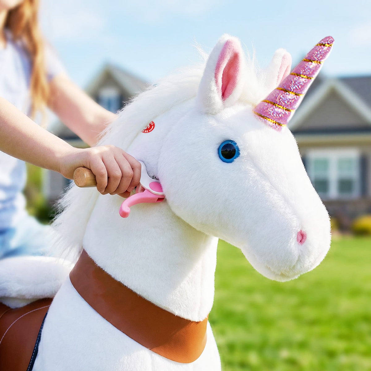 Model U Unicorn Ride-On Toy Age 3-4 White
